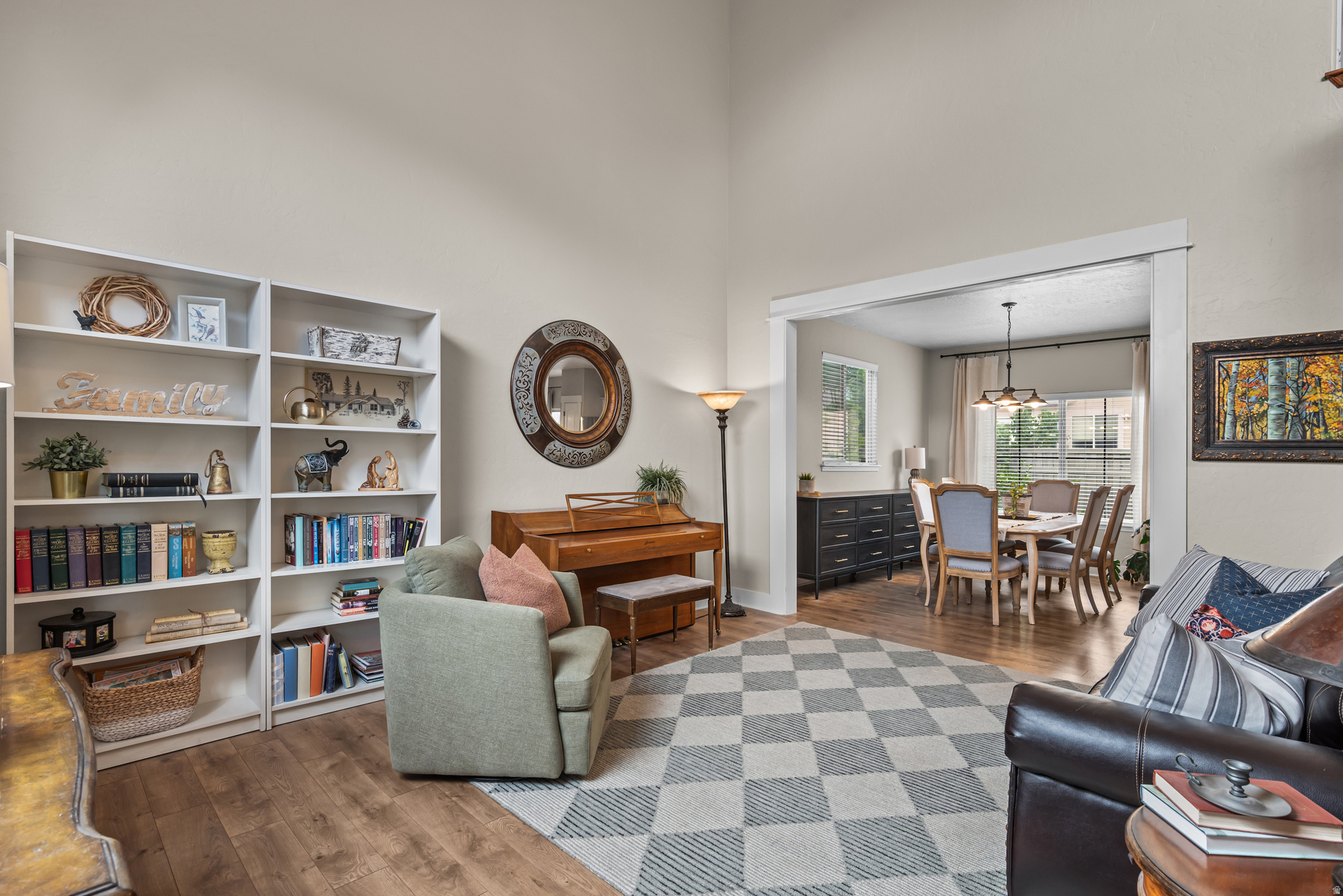 HIGHLANDS ON THE GREEN - Residential