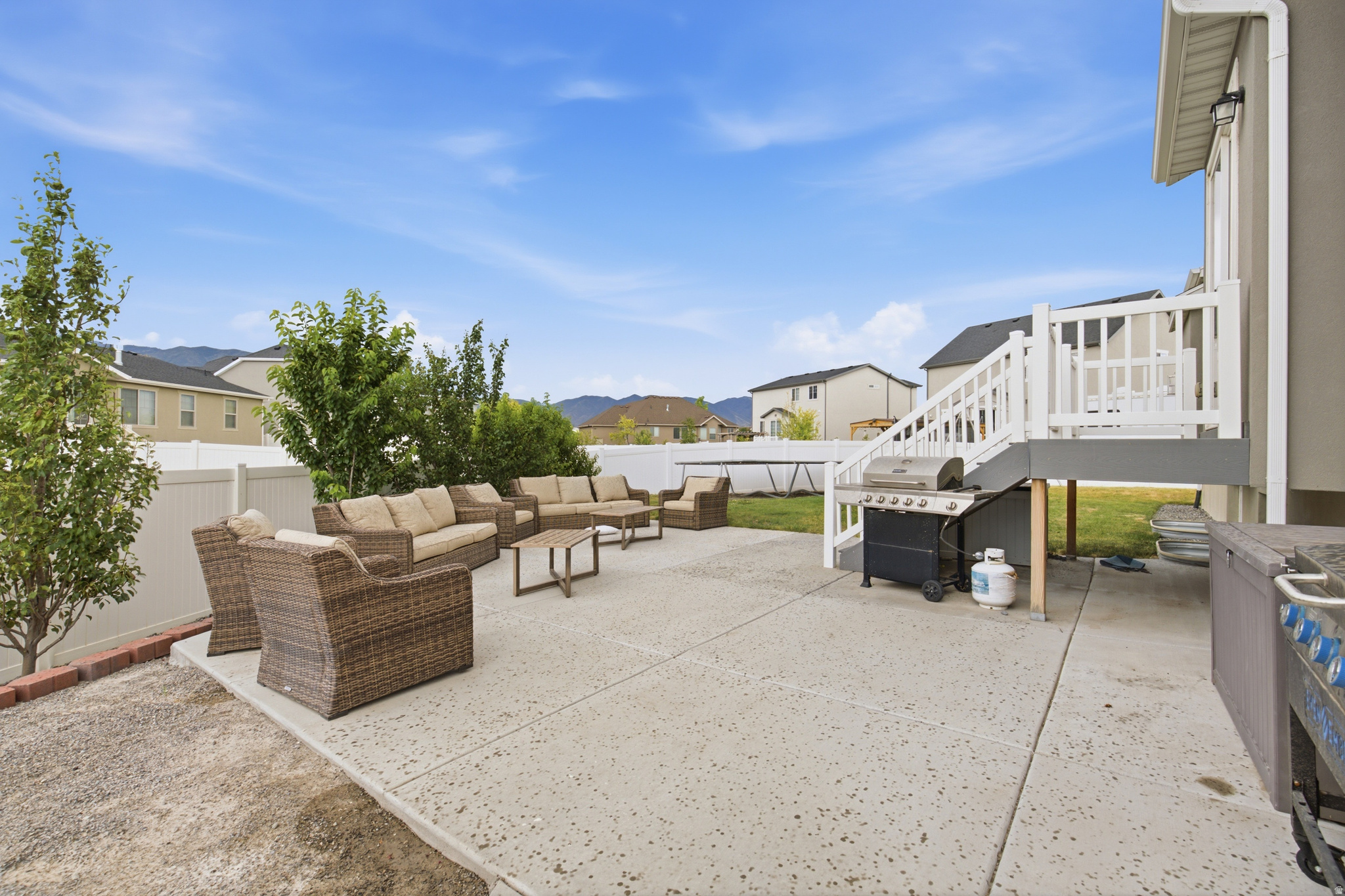 STANSBURY PLACE 6022 - Residential