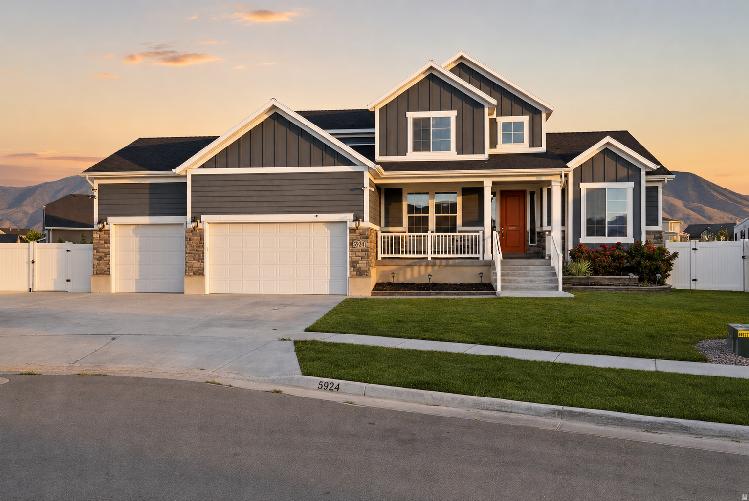 STANSBURY PLACE 6022 - Residential