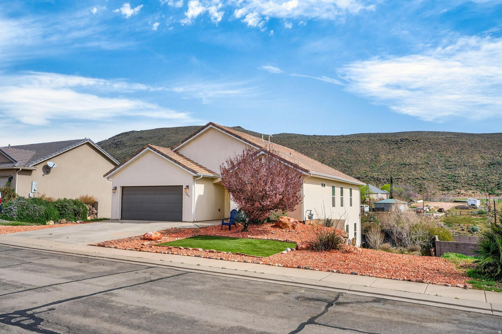 ALMOND HEIGHTS PARK AMD - Residential