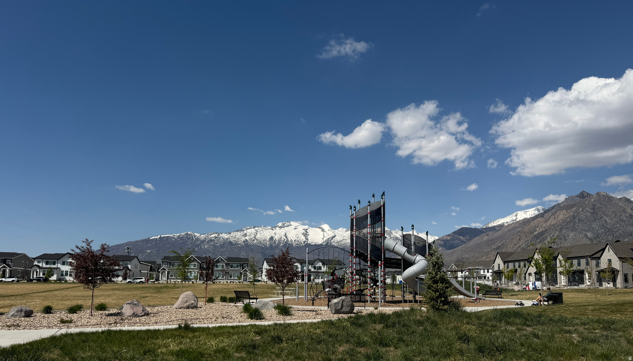 RIDGE - Residential