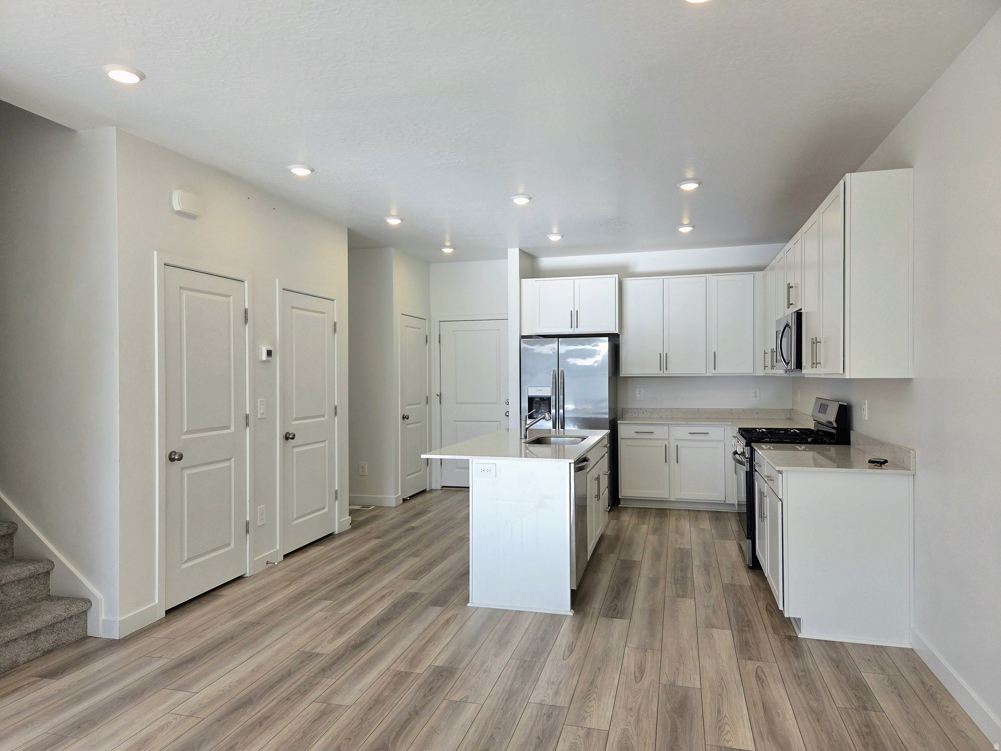 RIDGE - Residential
