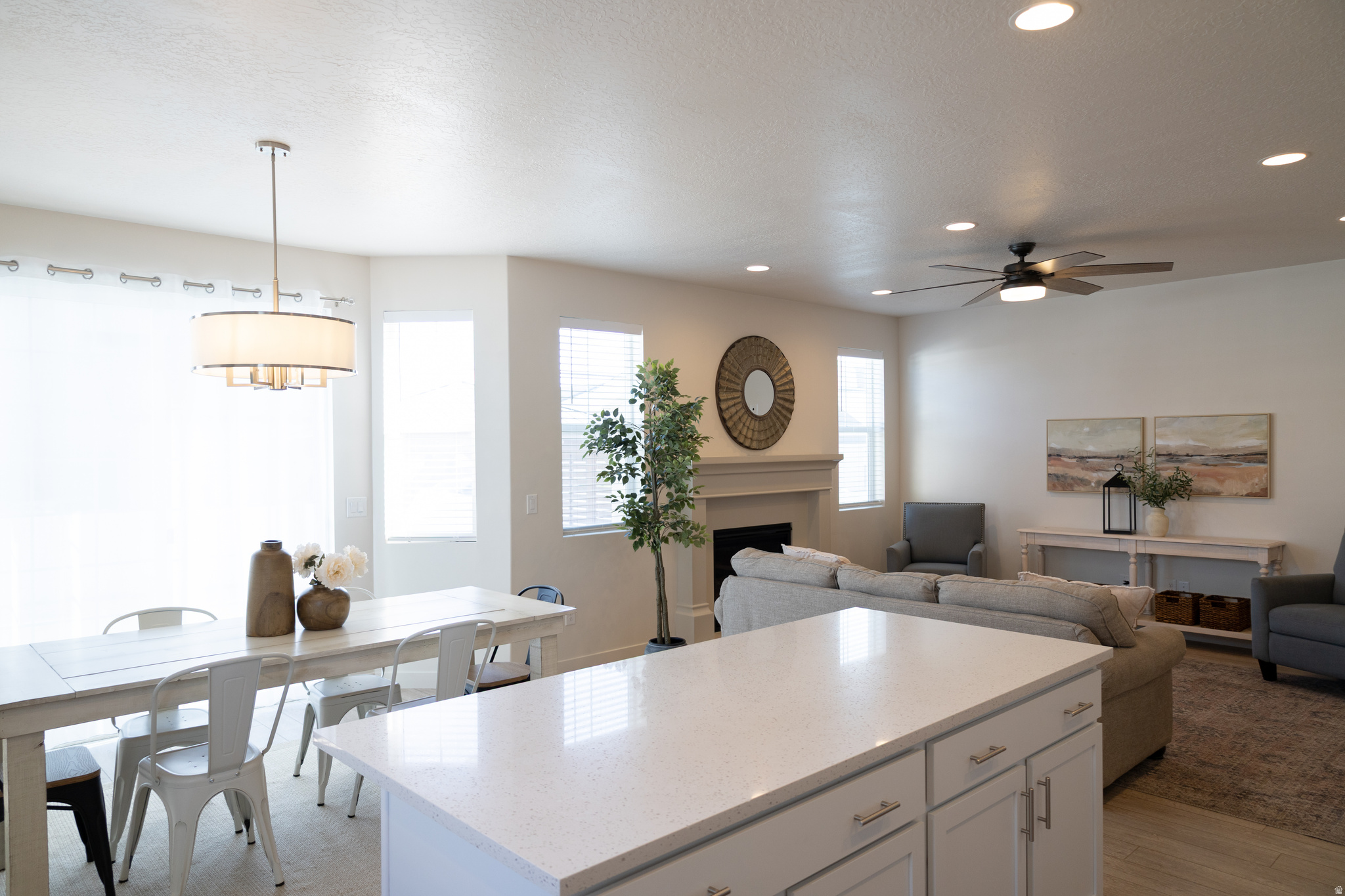 OVERLAND PHASE B - Residential