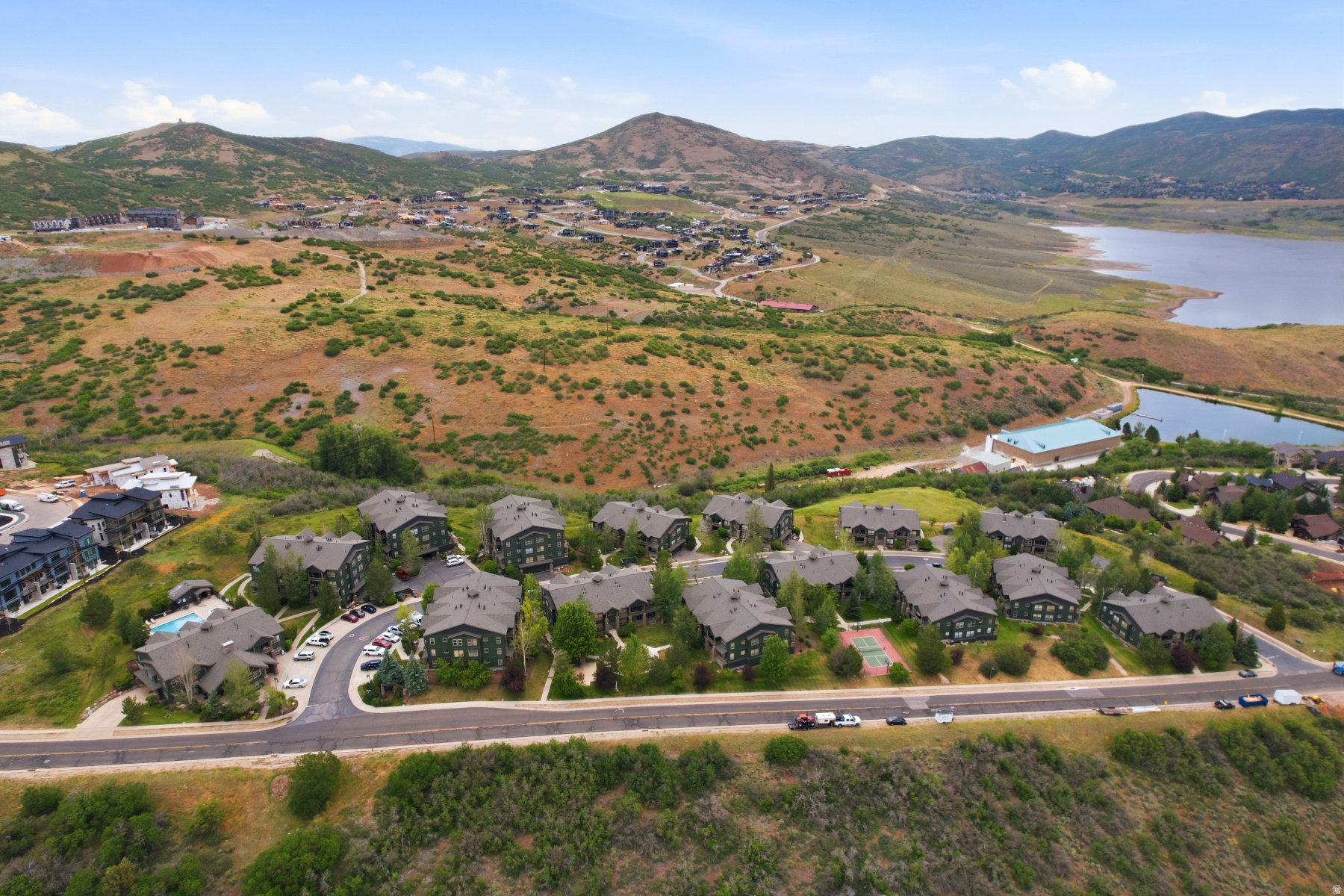 FOX BAY CONDOMINIUMS - Residential