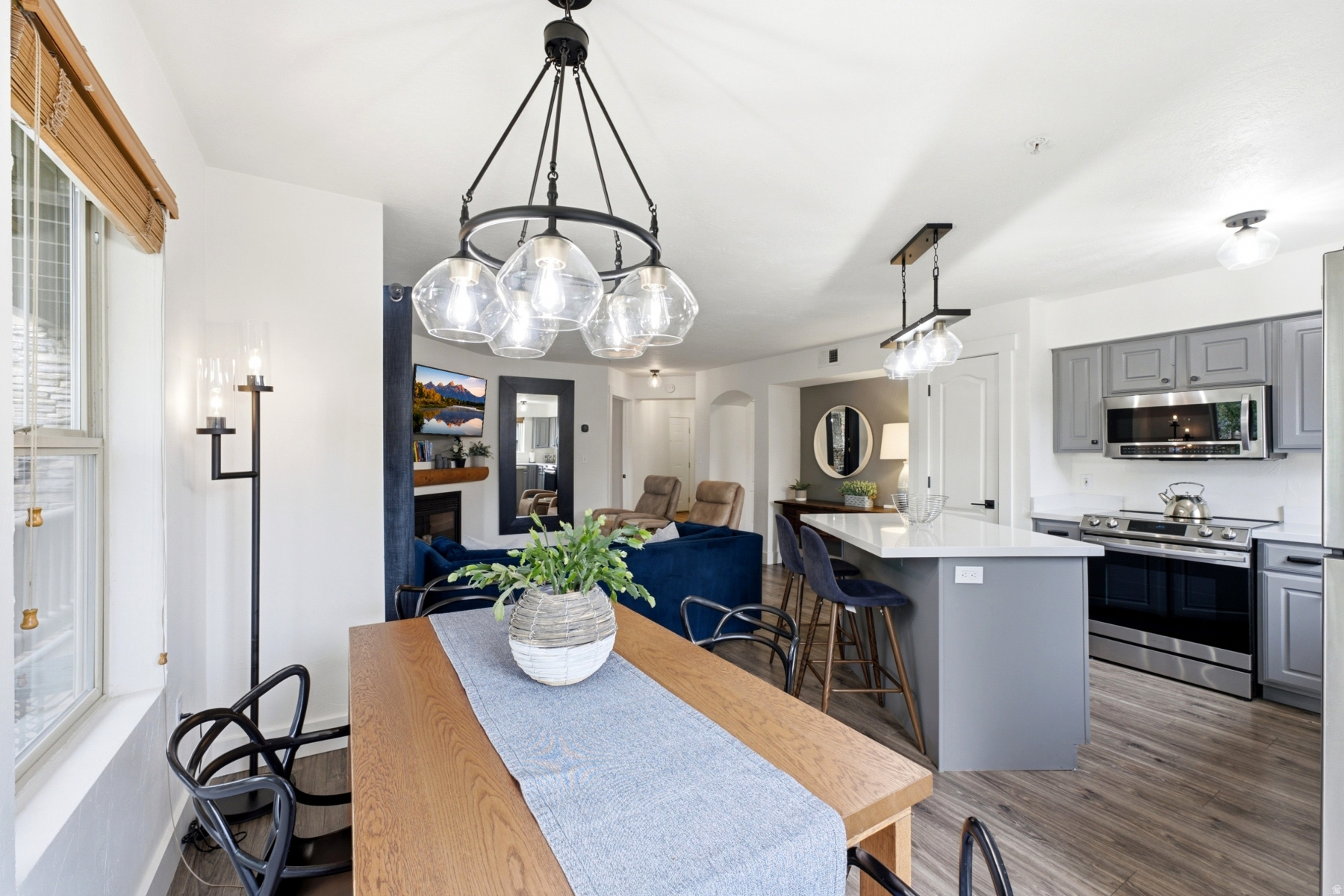 FOX BAY CONDOMINIUMS - Residential
