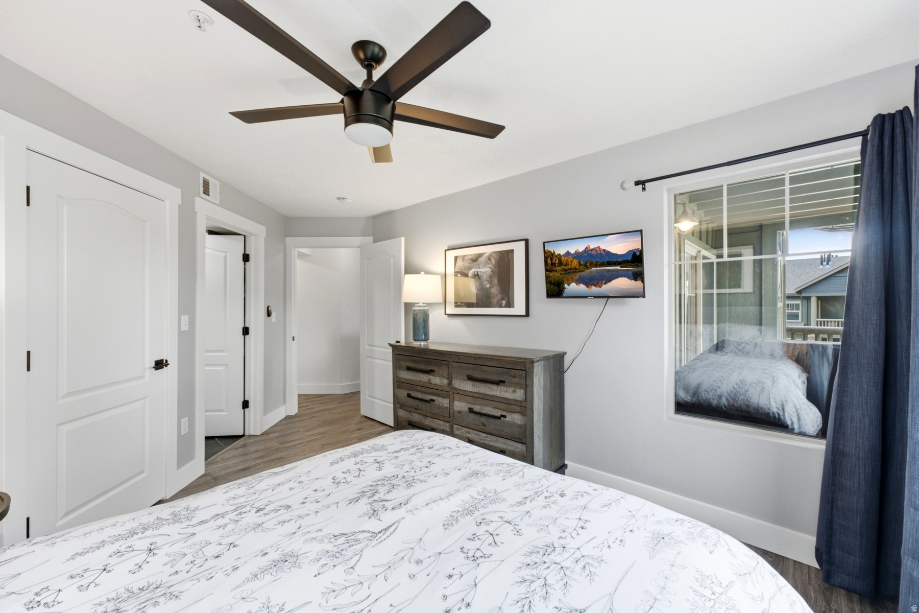 FOX BAY CONDOMINIUMS - Residential