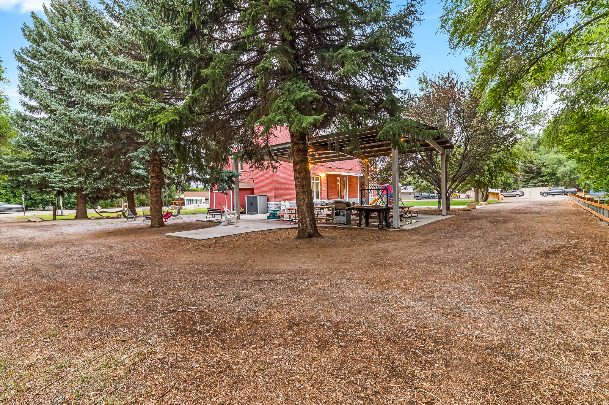 JUNCTION UTAH - Commercial Sale