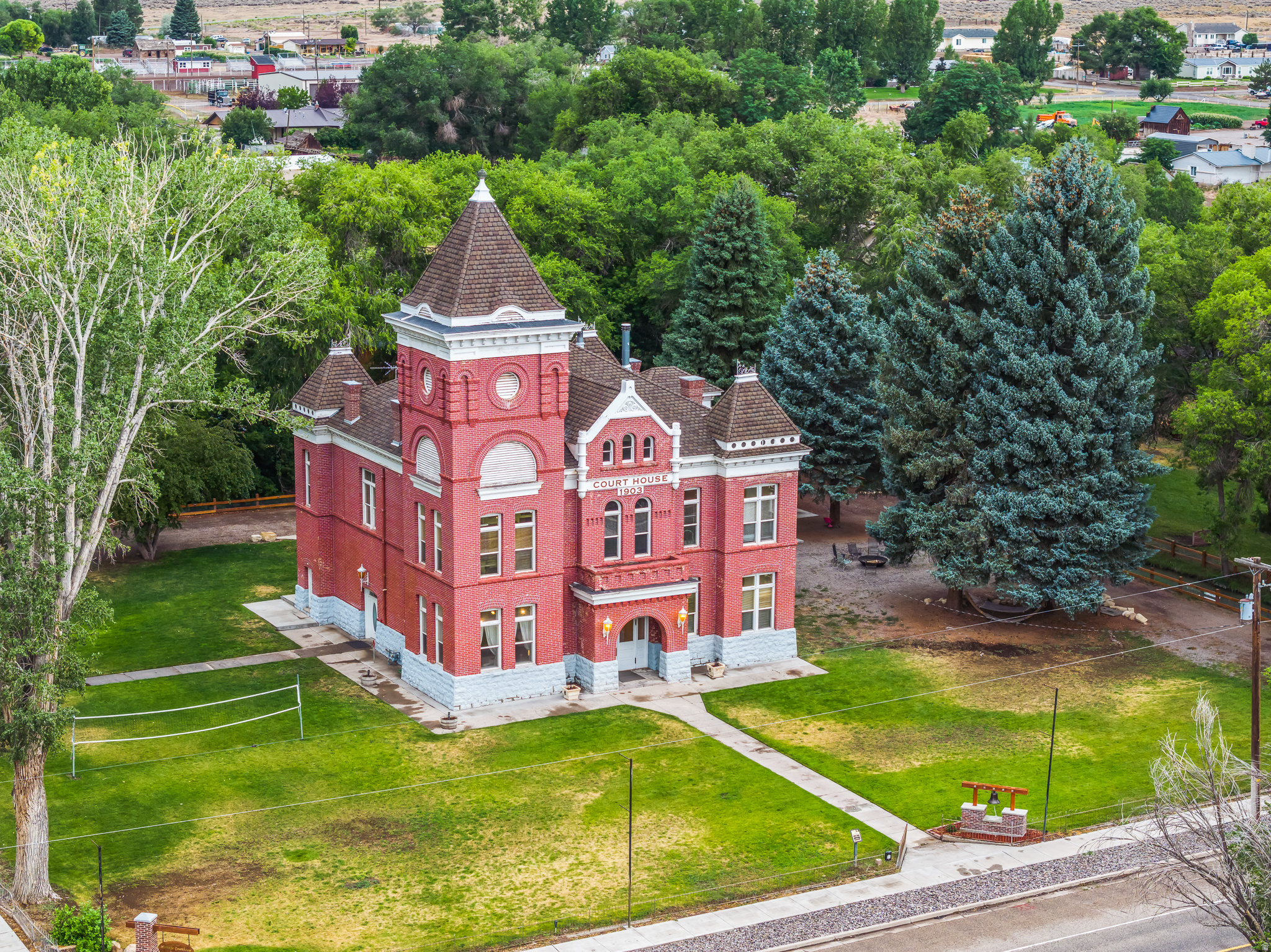 JUNCTION UTAH - Commercial Sale