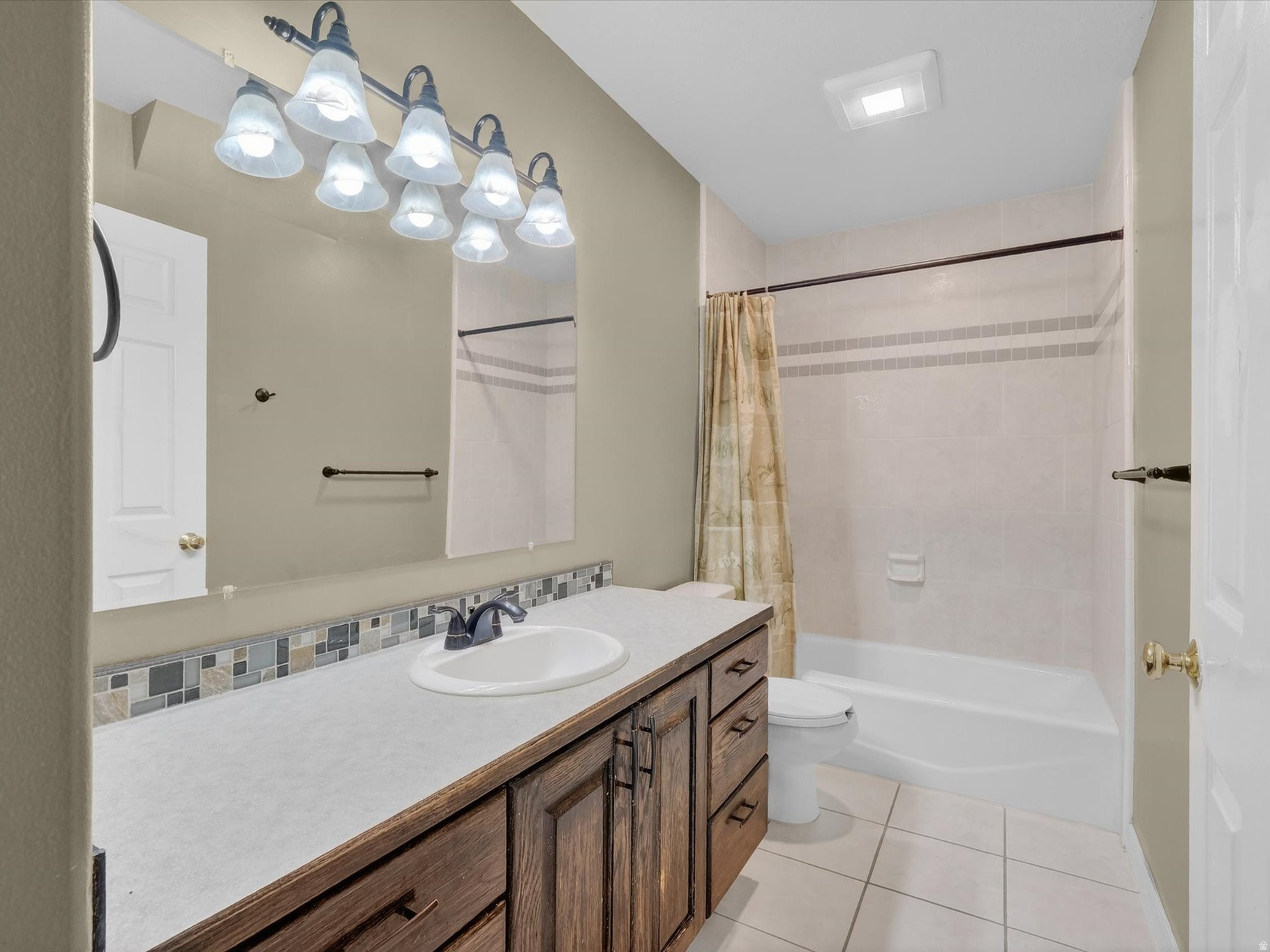 GREYSTONE FARMS - Residential