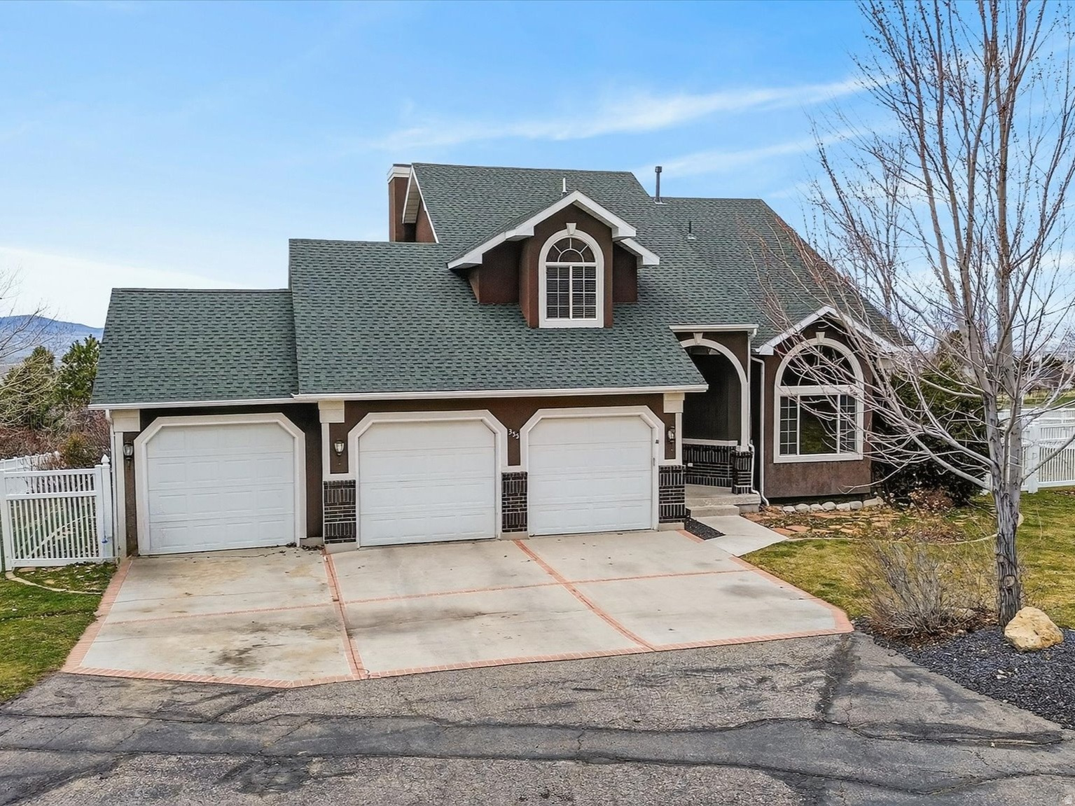GREYSTONE FARMS - Residential