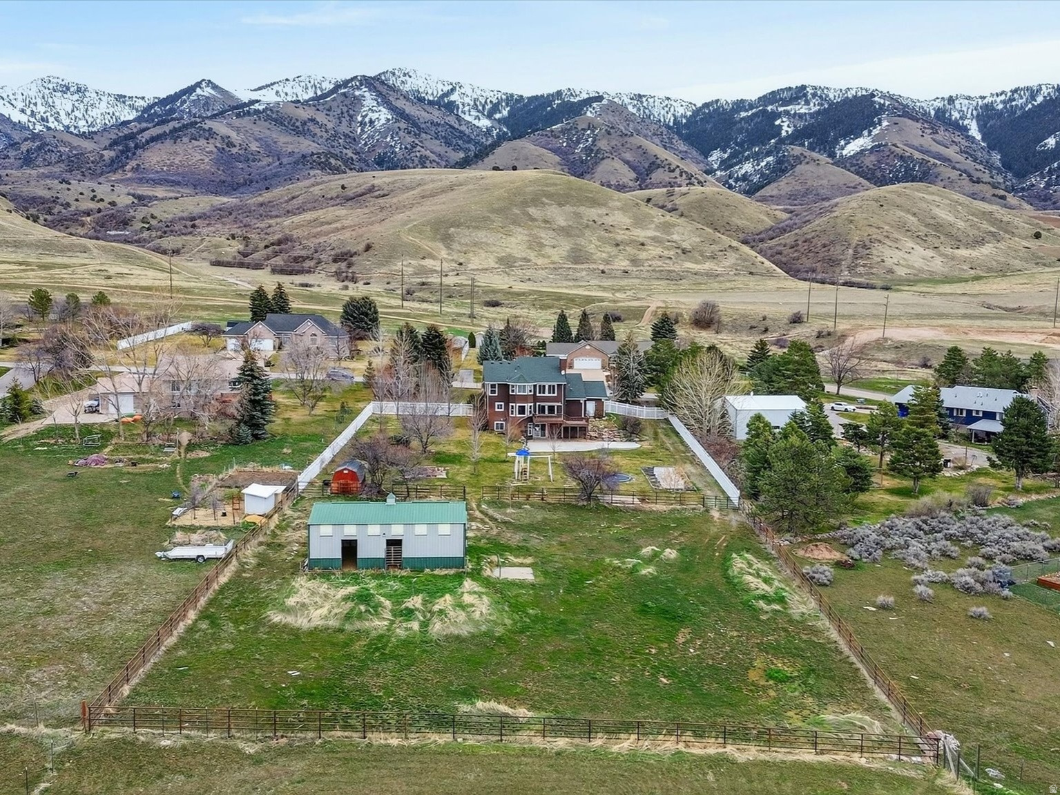 GREYSTONE FARMS - Residential