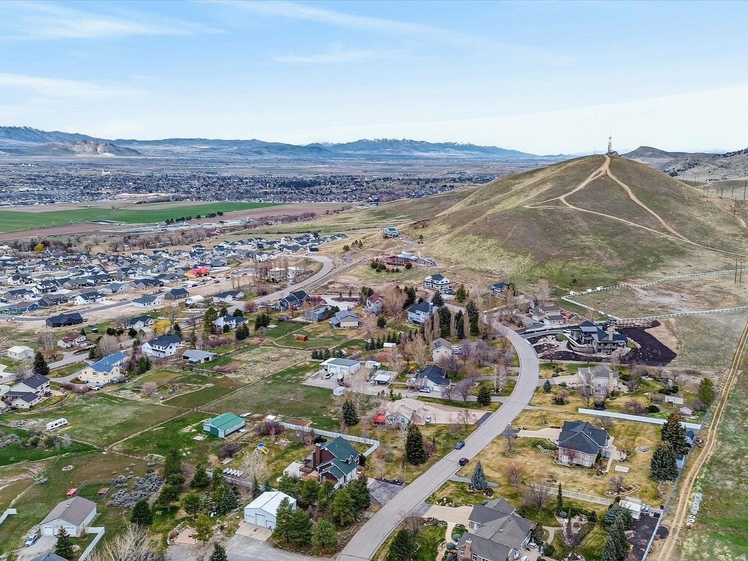 GREYSTONE FARMS - Residential