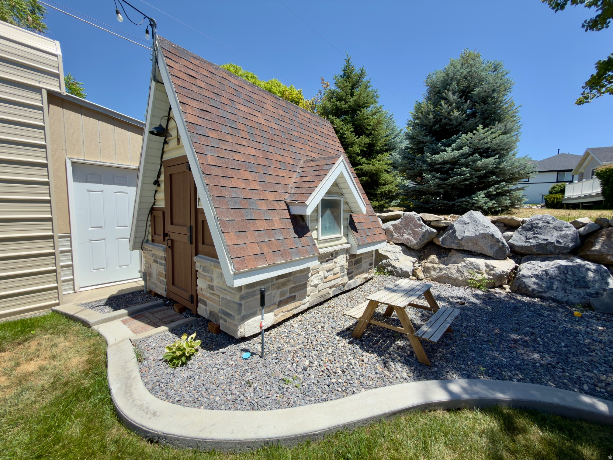 AMBERWOOD ESTATES - Residential