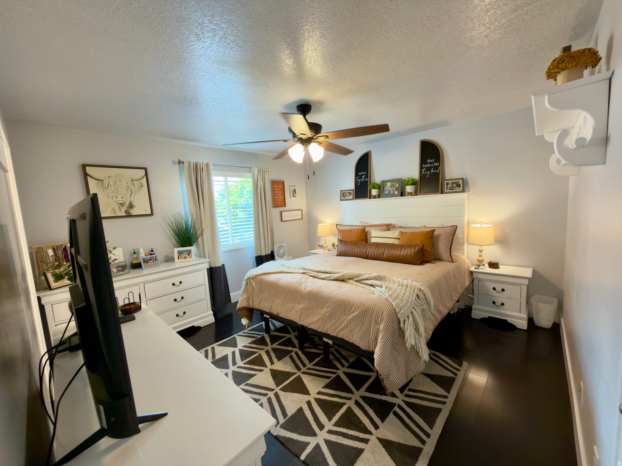 AMBERWOOD ESTATES - Residential
