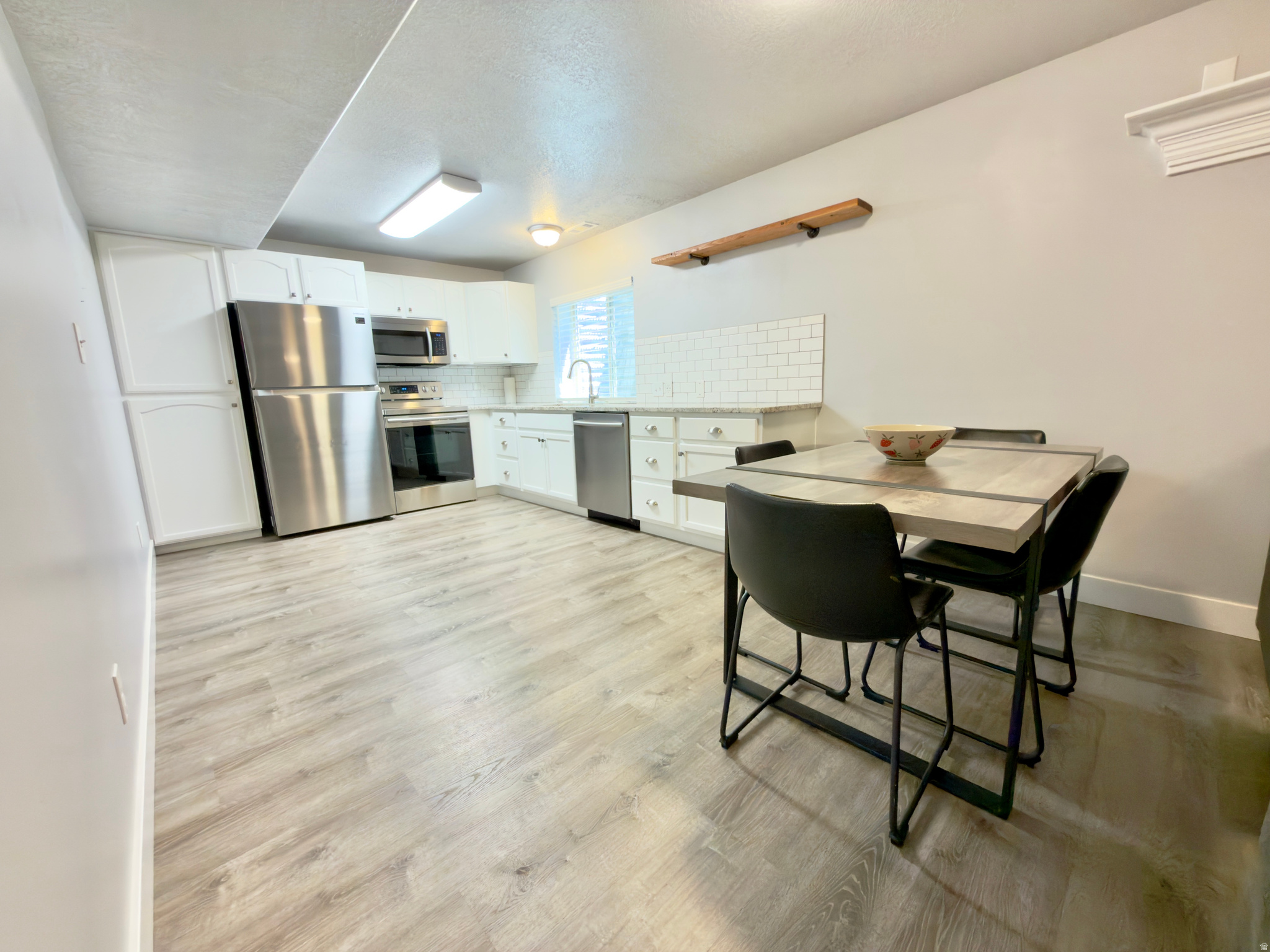AMBERWOOD ESTATES - Residential