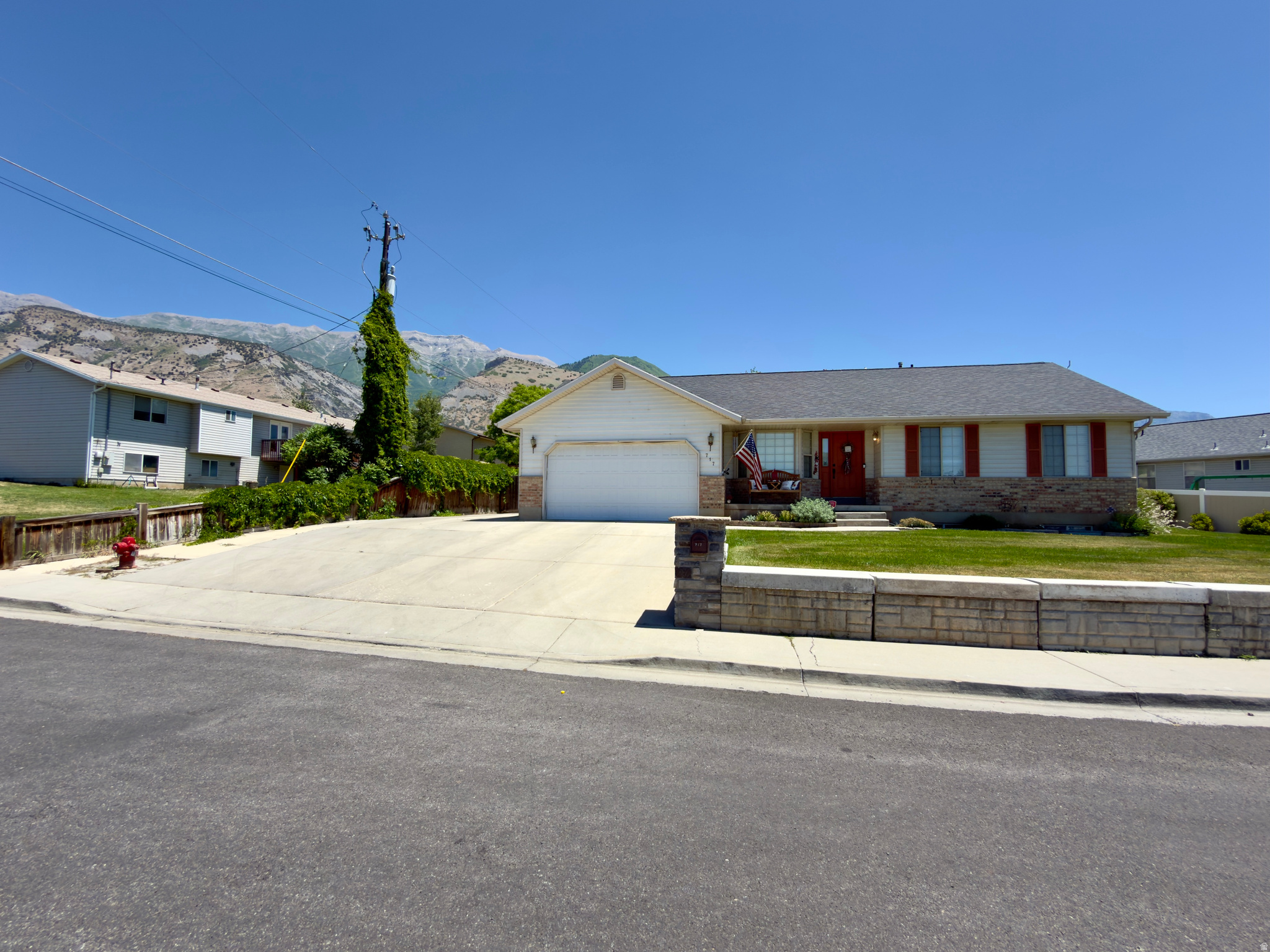 AMBERWOOD ESTATES - Residential