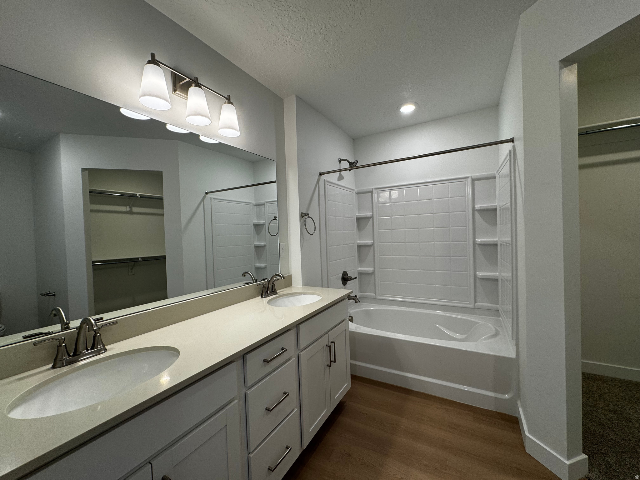 TRAILSIDE - Residential