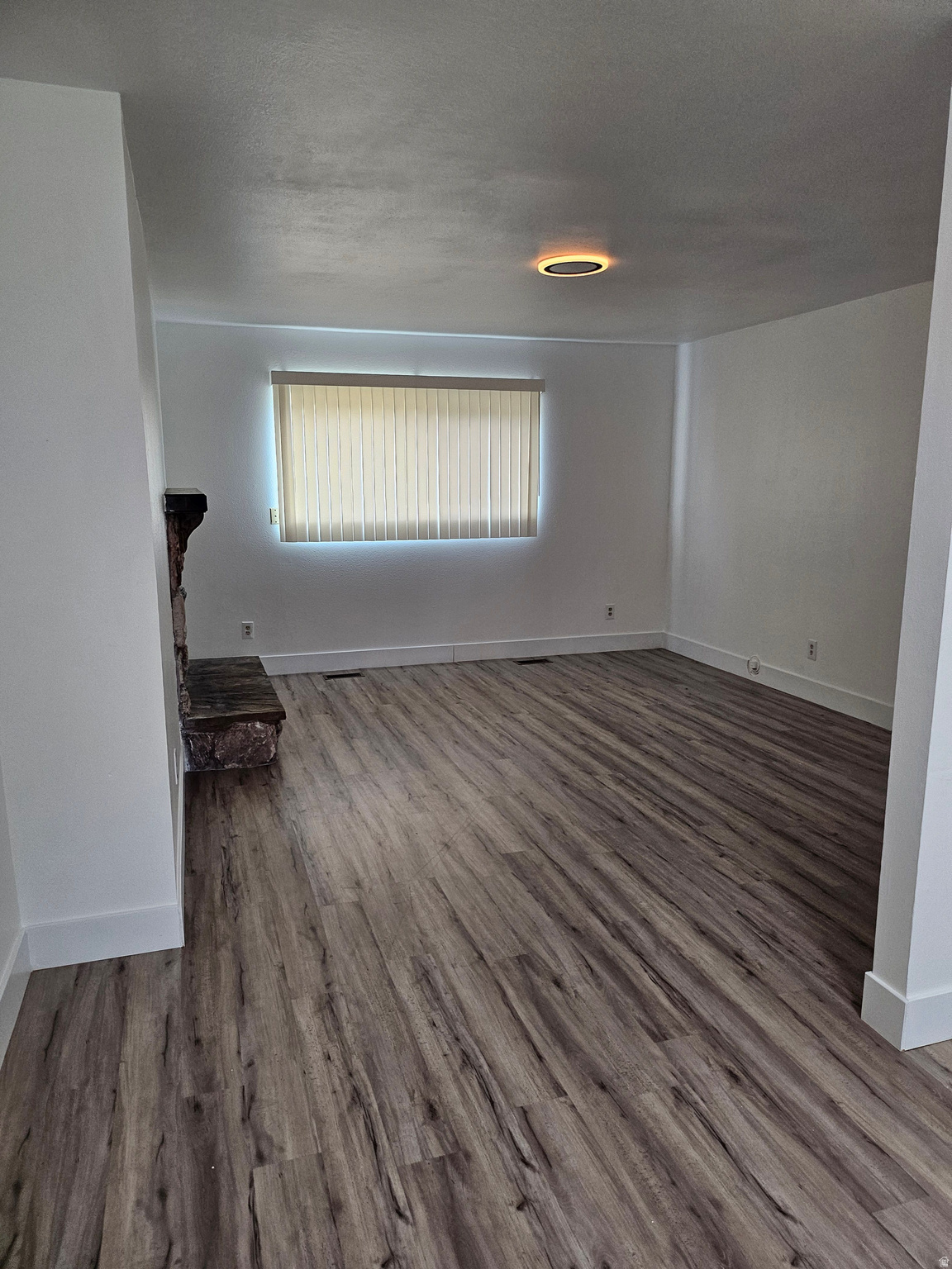 AMIRON CONDO - Residential