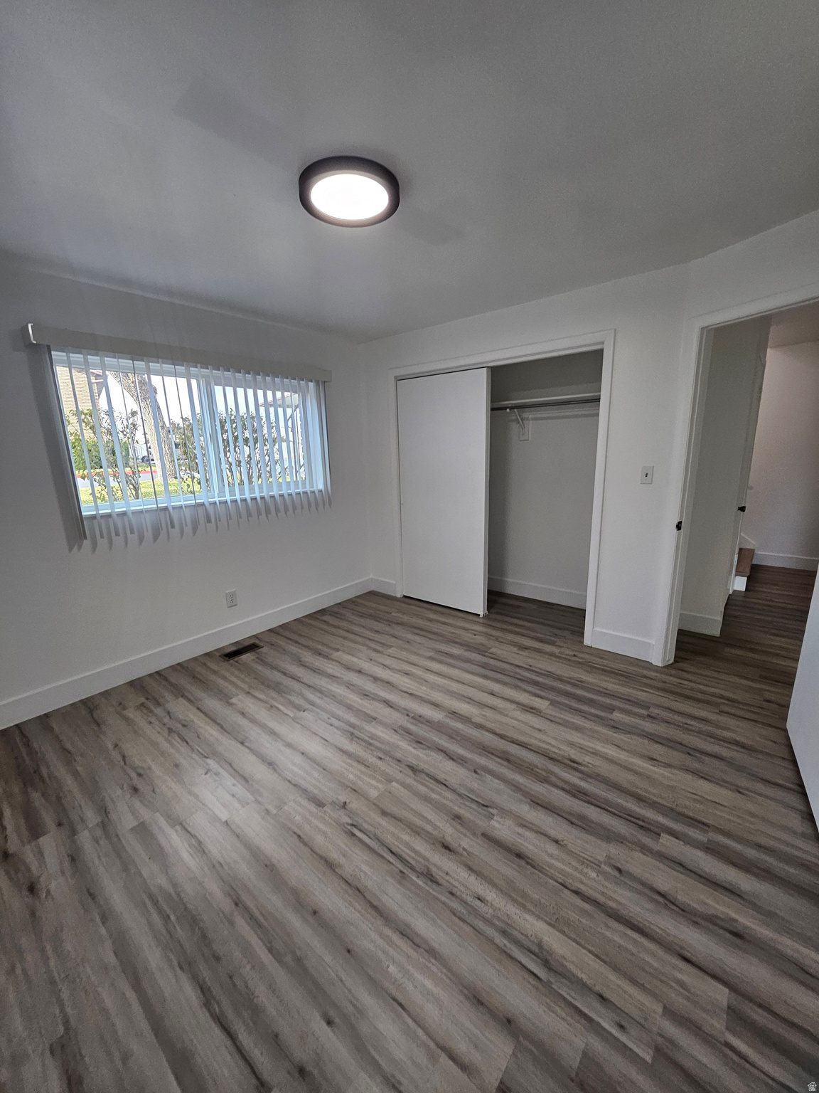 AMIRON CONDO - Residential
