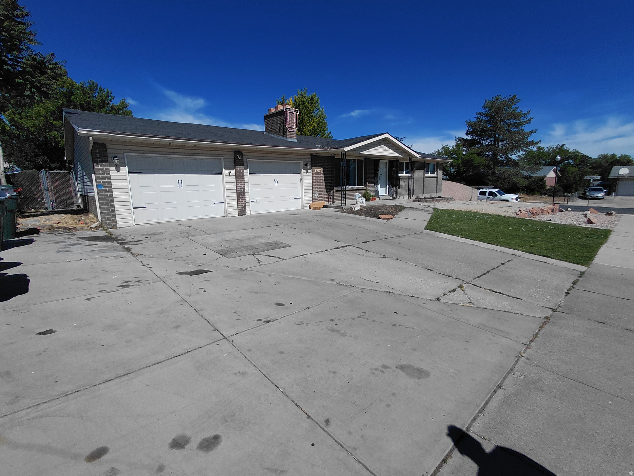 COLONY WEST #9 - Residential
