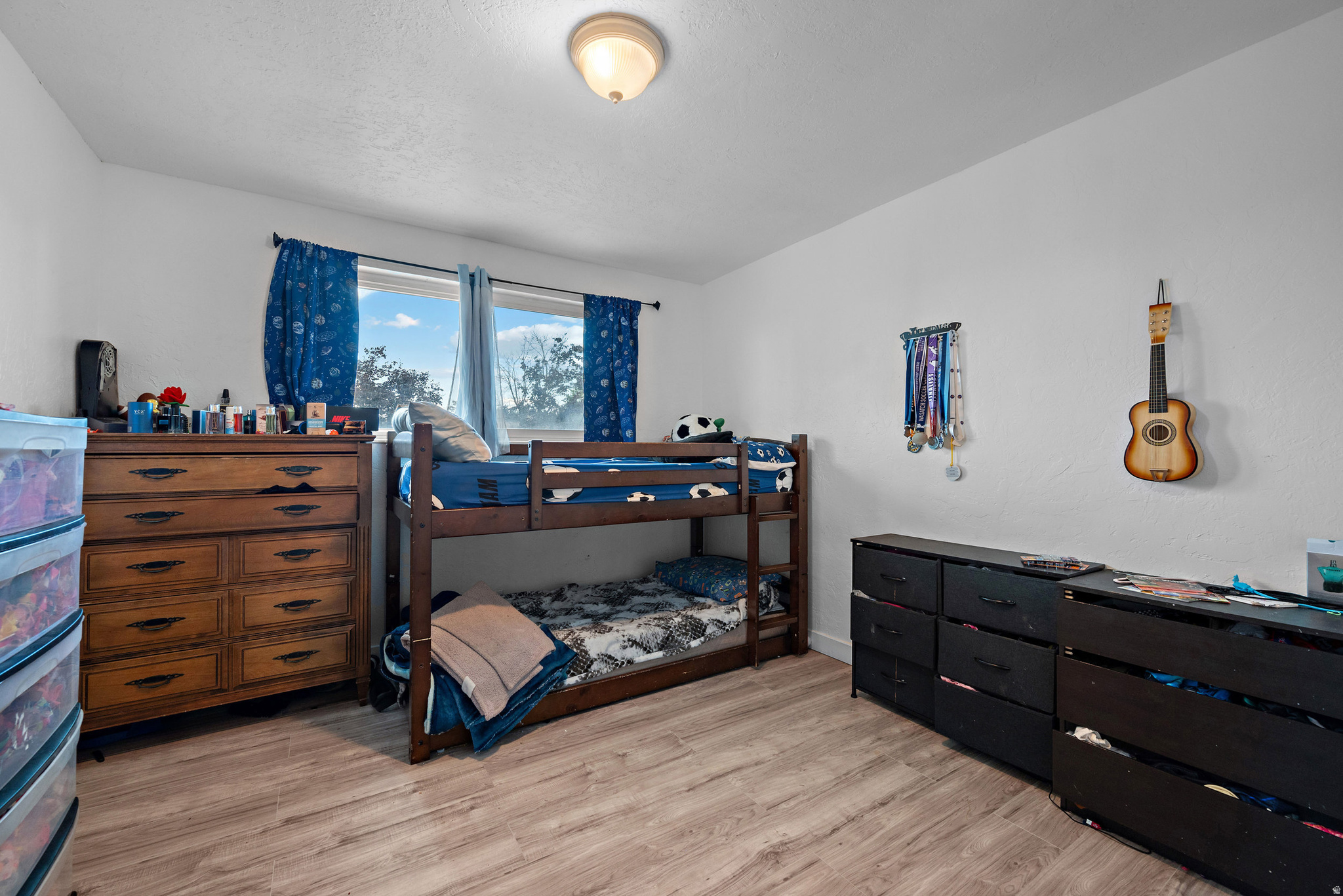 COLONY WEST #9 - Residential