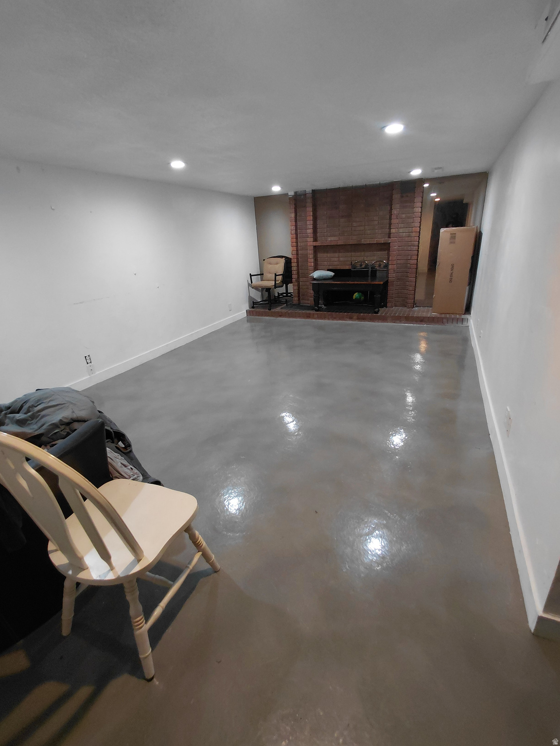 COLONY WEST #9 - Residential