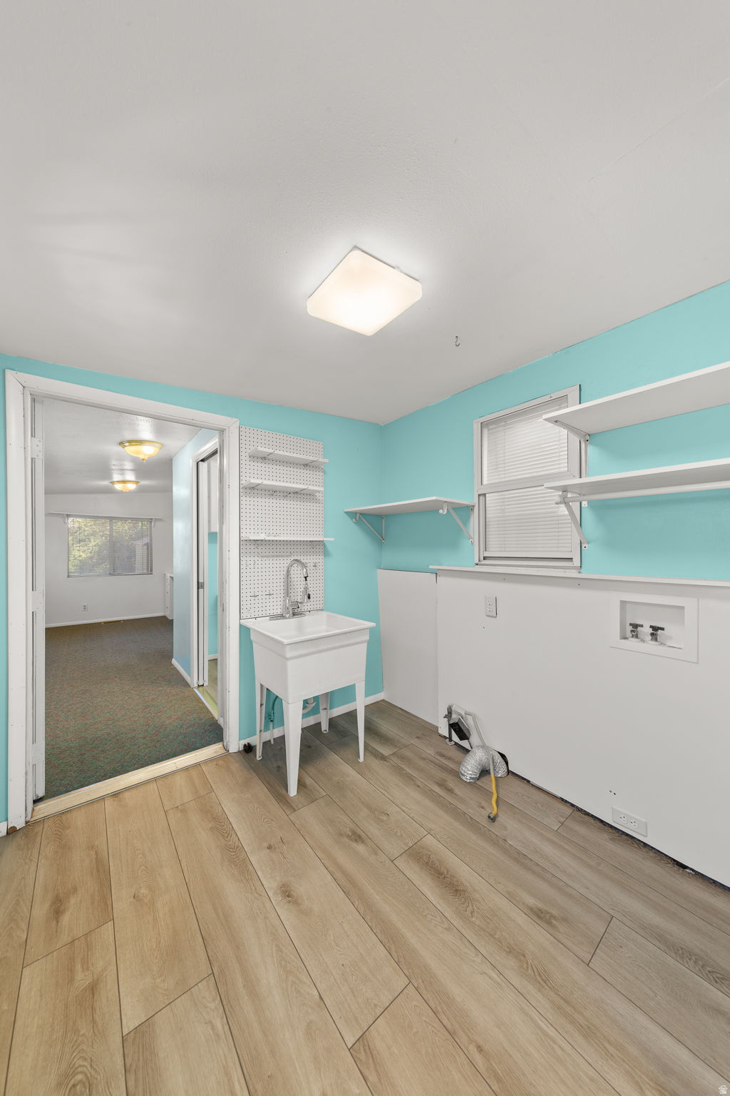 KINGS ROW EST - Residential