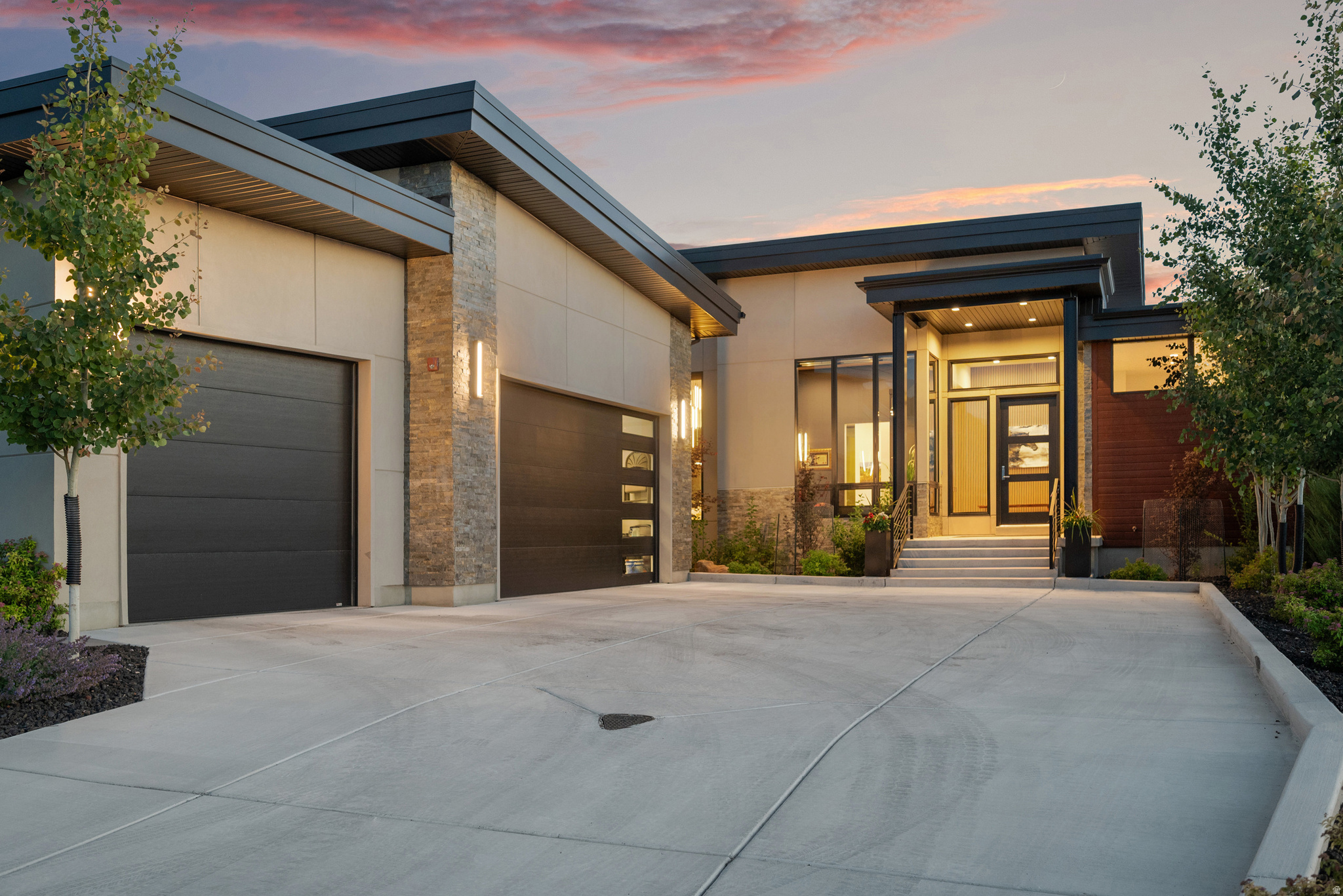 SUMMIT CREEK - Residential