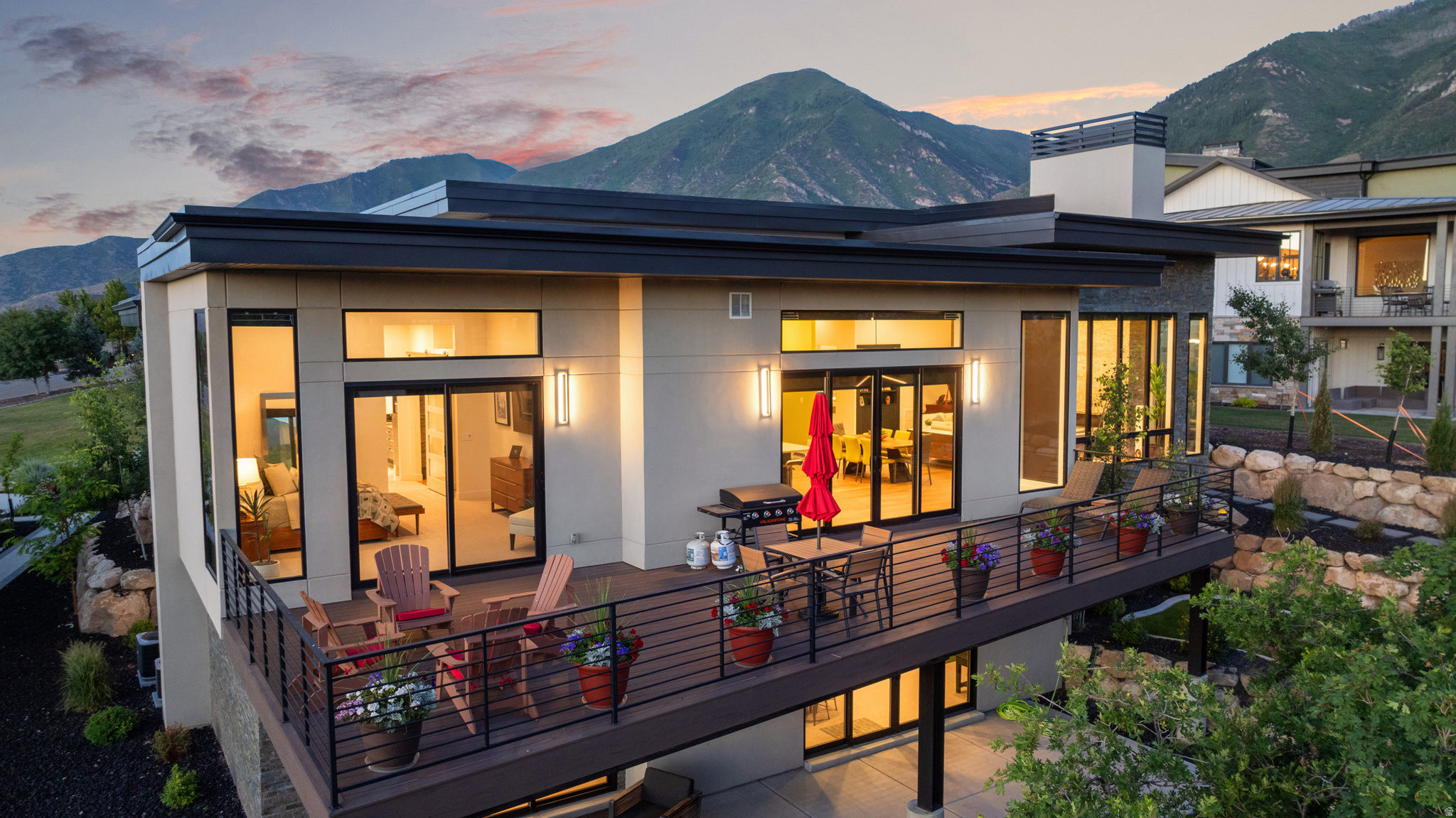 SUMMIT CREEK - Residential