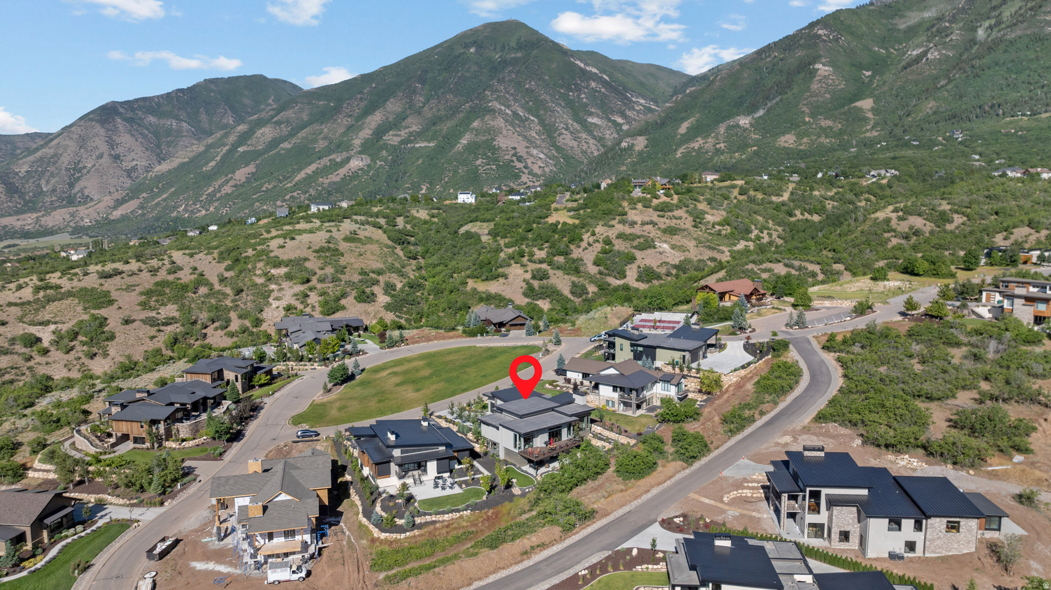 SUMMIT CREEK - Residential