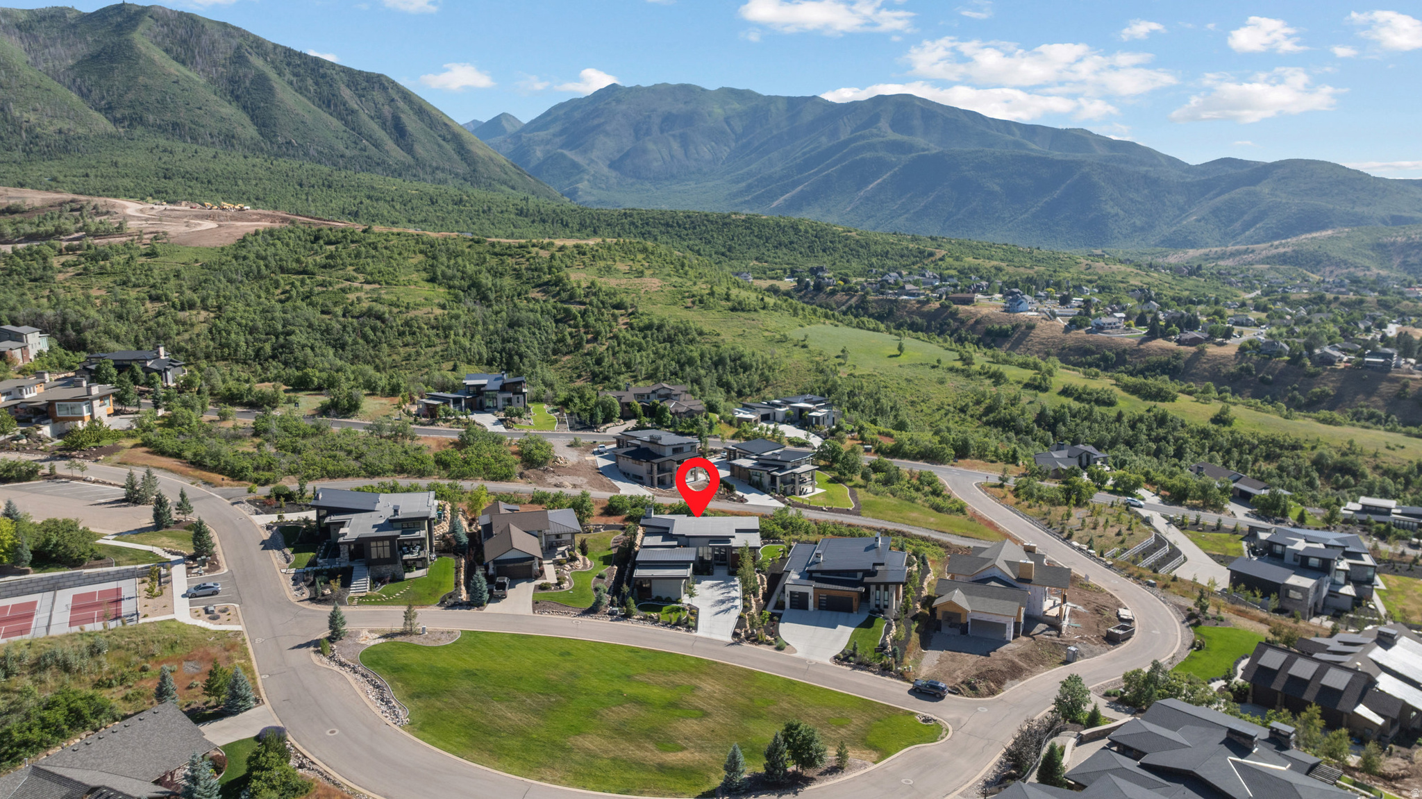 SUMMIT CREEK - Residential