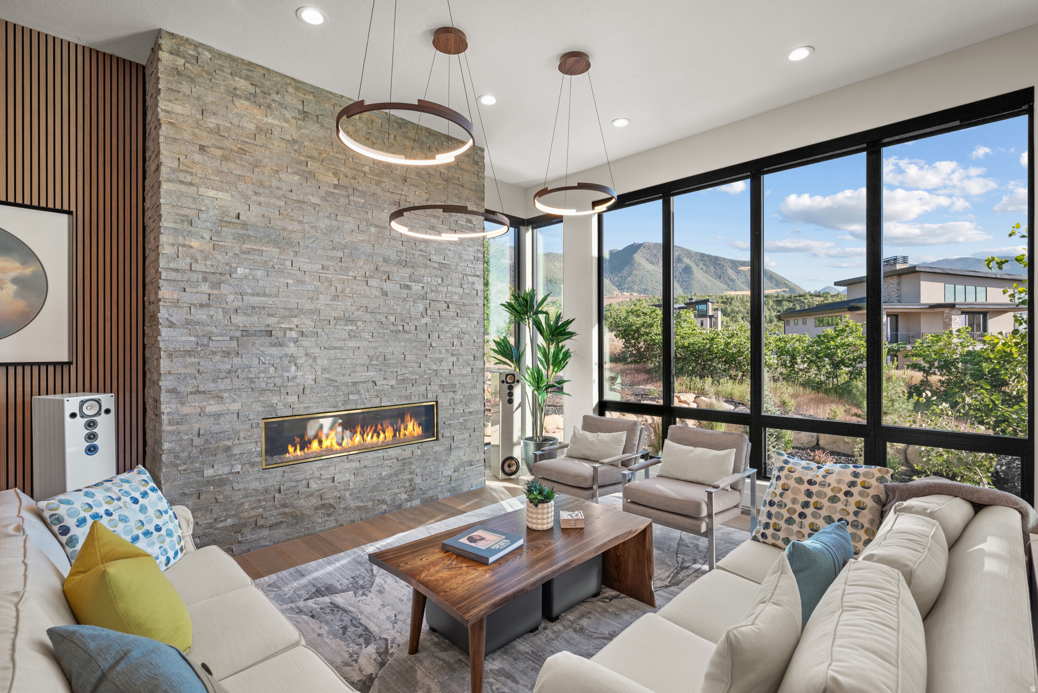 SUMMIT CREEK - Residential