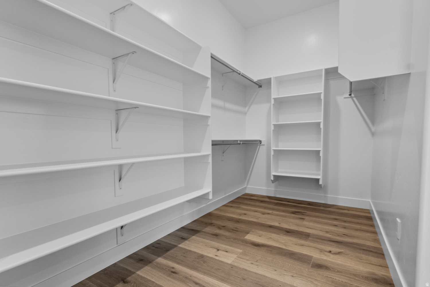 INVERNESS BY D.R. HORTON - Residential