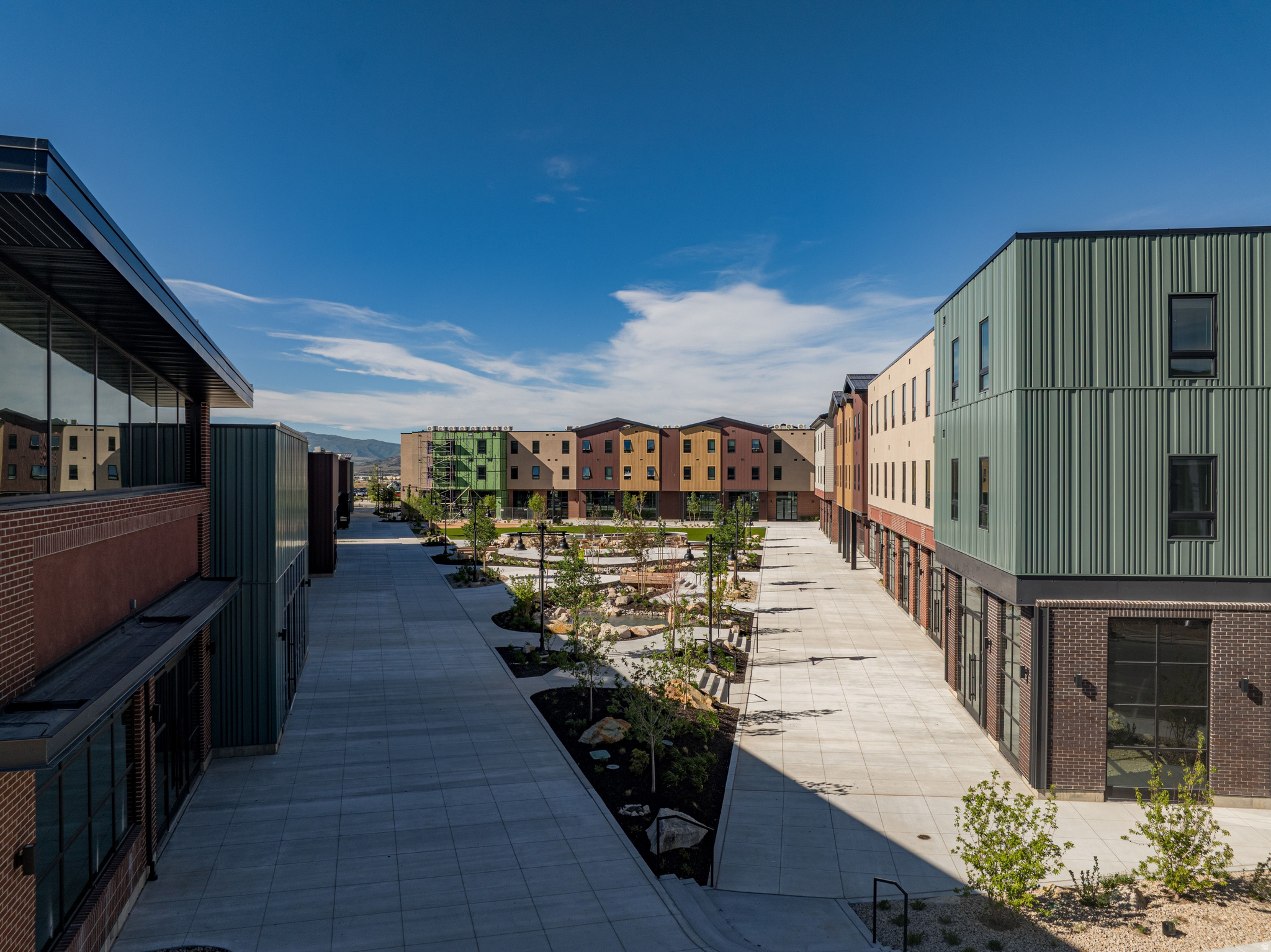 STUDIO CROSSING TOWNHOMES - Residential