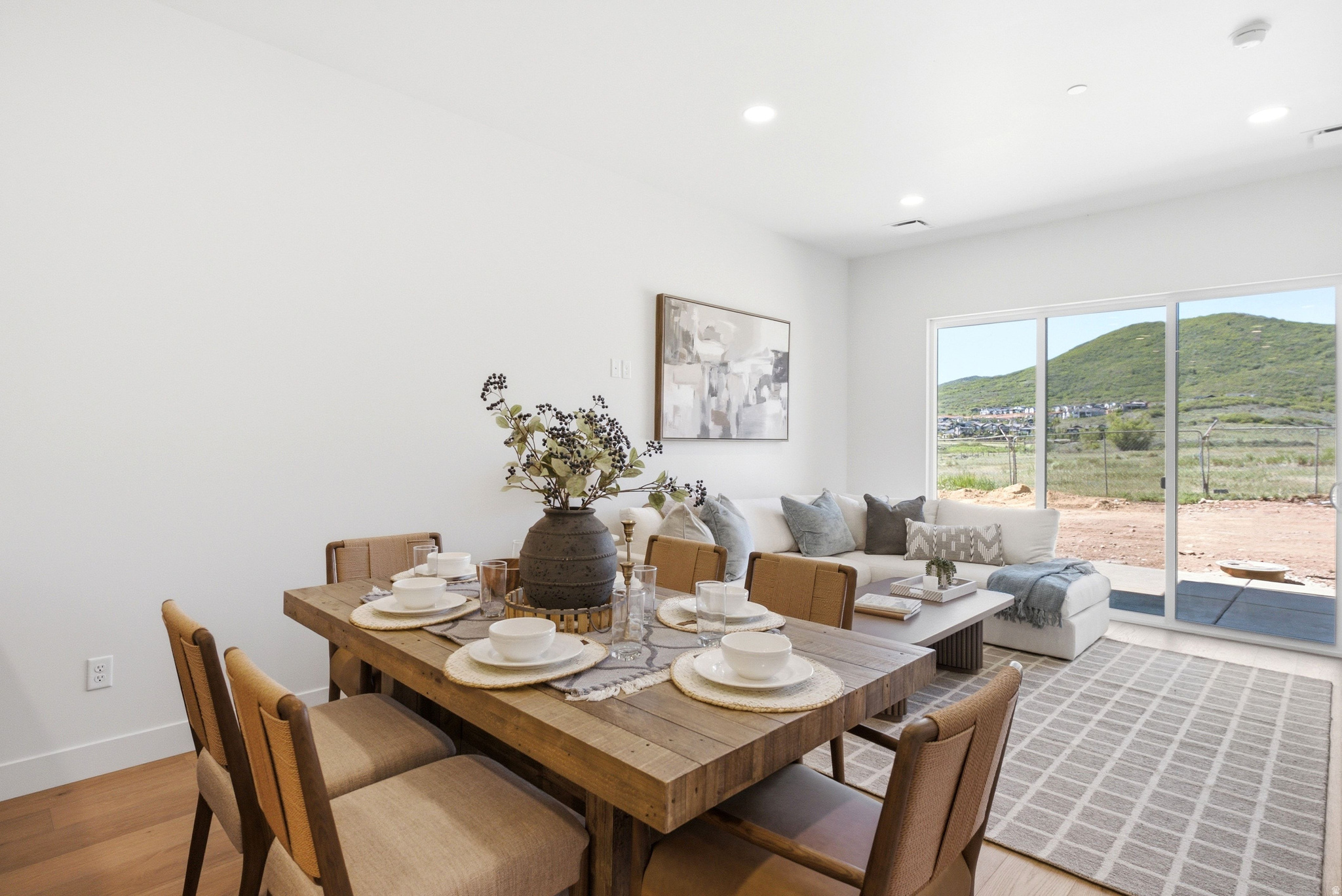 STUDIO CROSSING TOWNHOMES - Residential