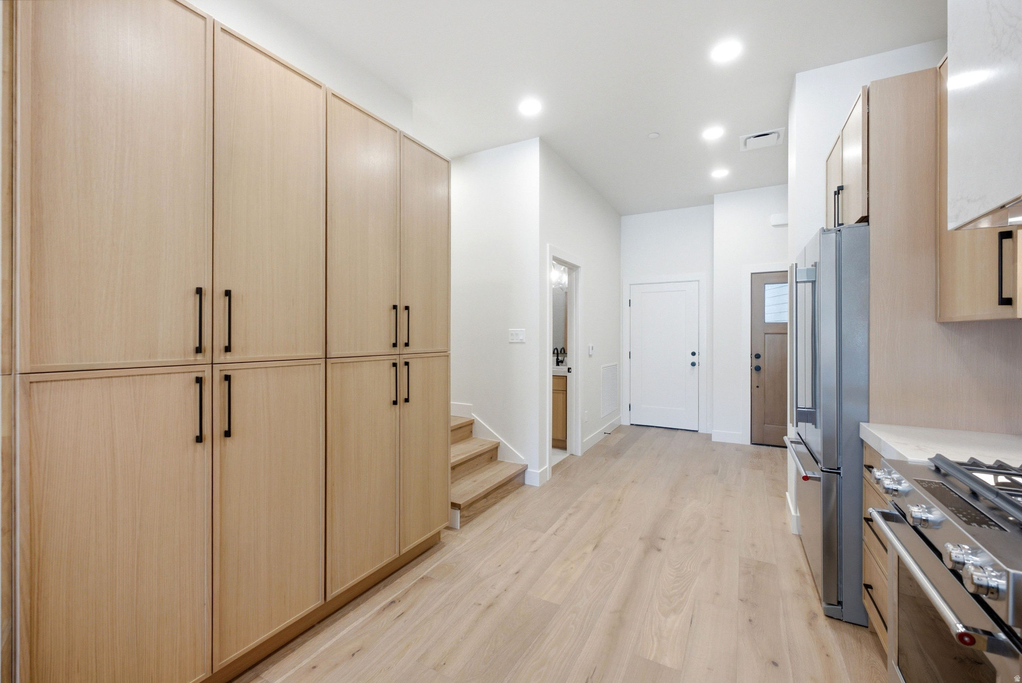 STUDIO CROSSING TOWNHOMES - Residential