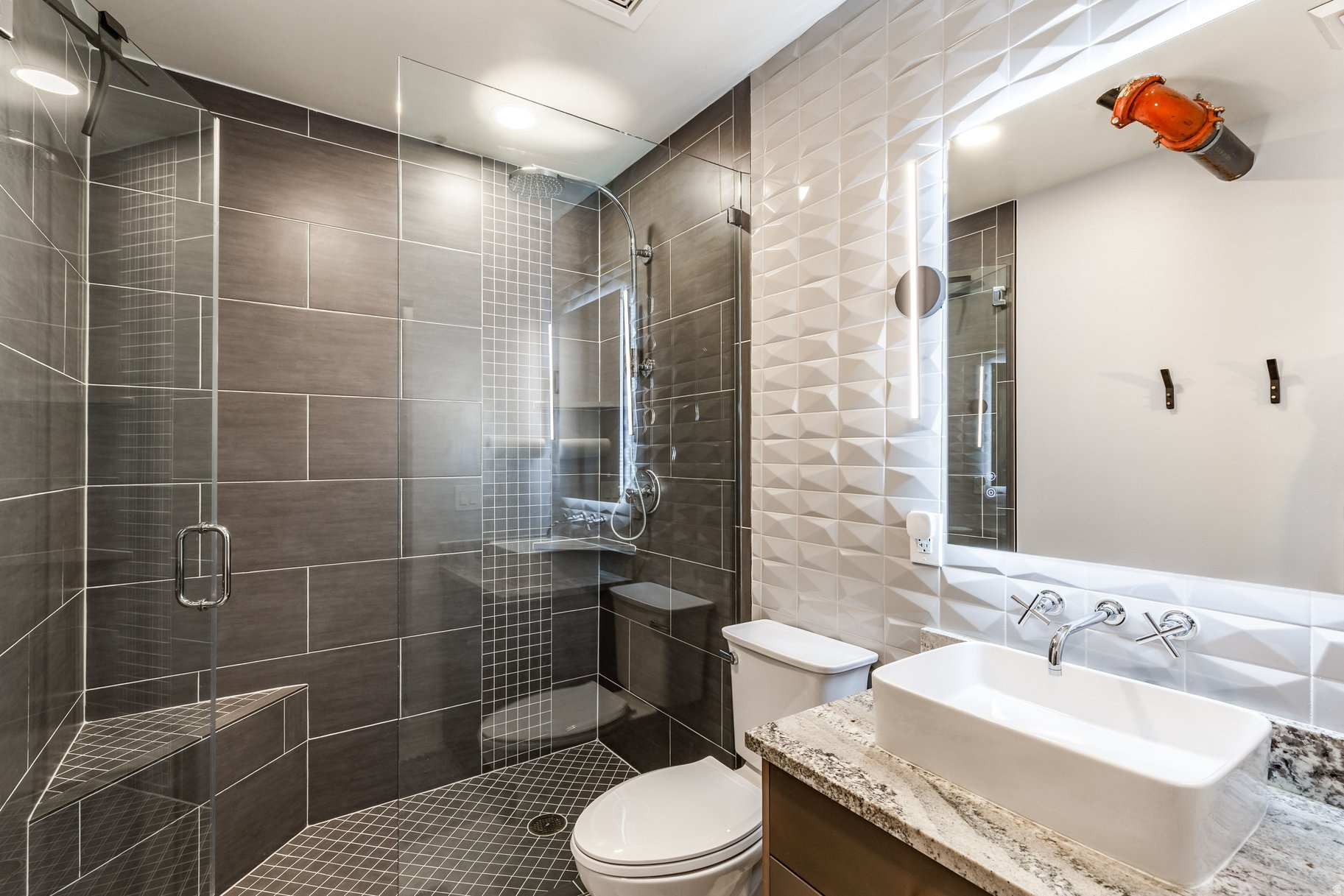 WESTGATE LOFTS - Residential