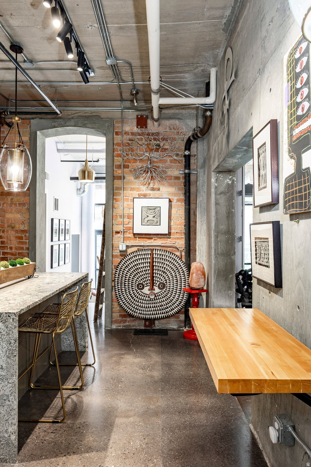 WESTGATE LOFTS - Residential