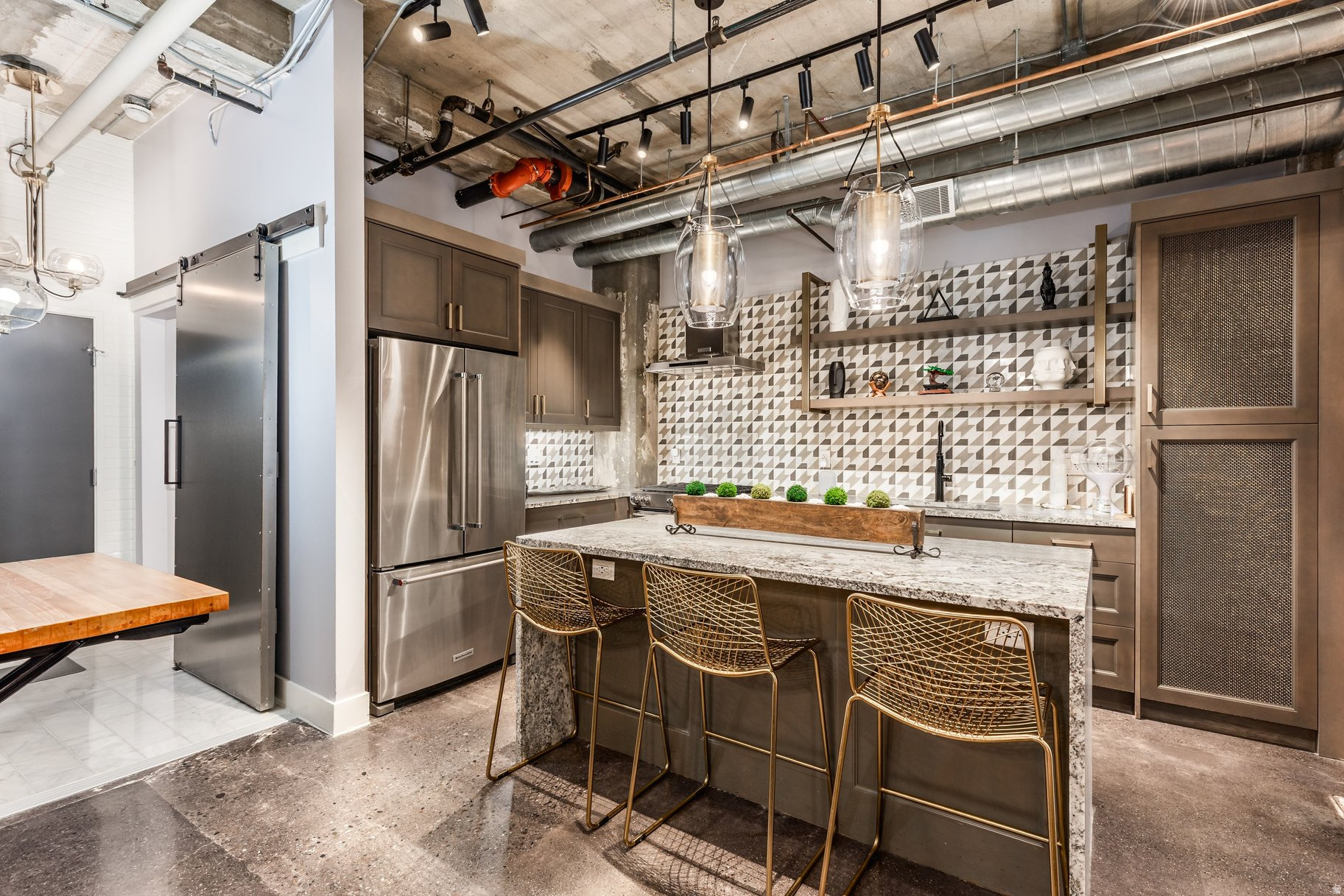 WESTGATE LOFTS - Residential