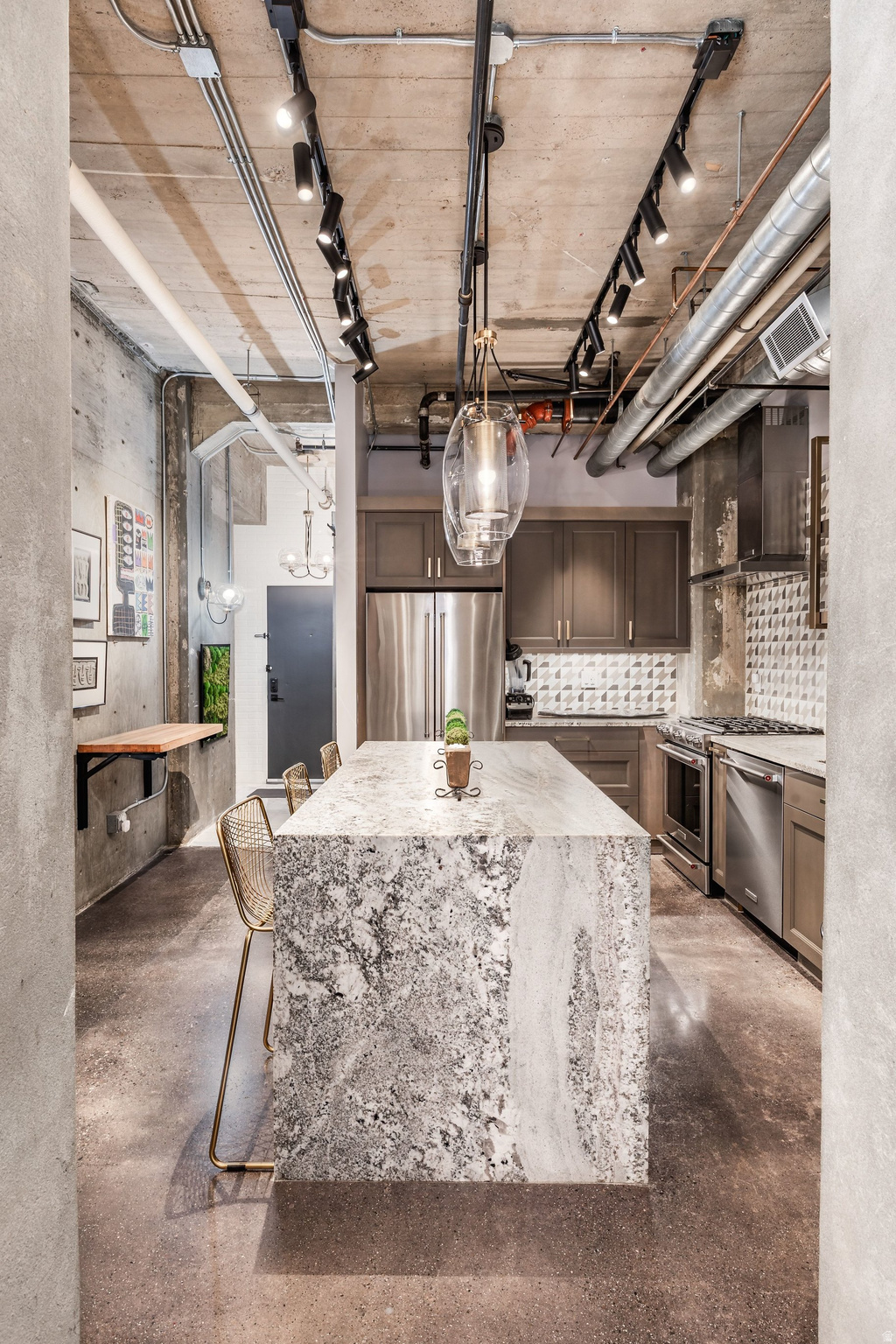 WESTGATE LOFTS - Residential