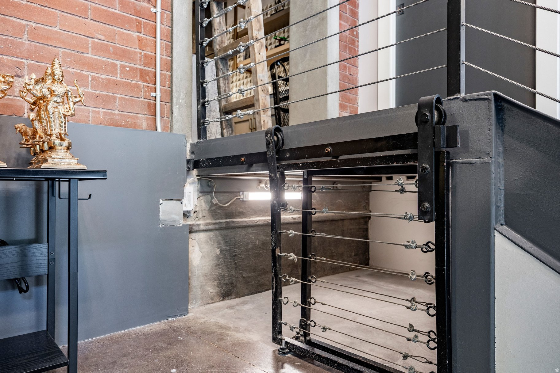 WESTGATE LOFTS - Residential