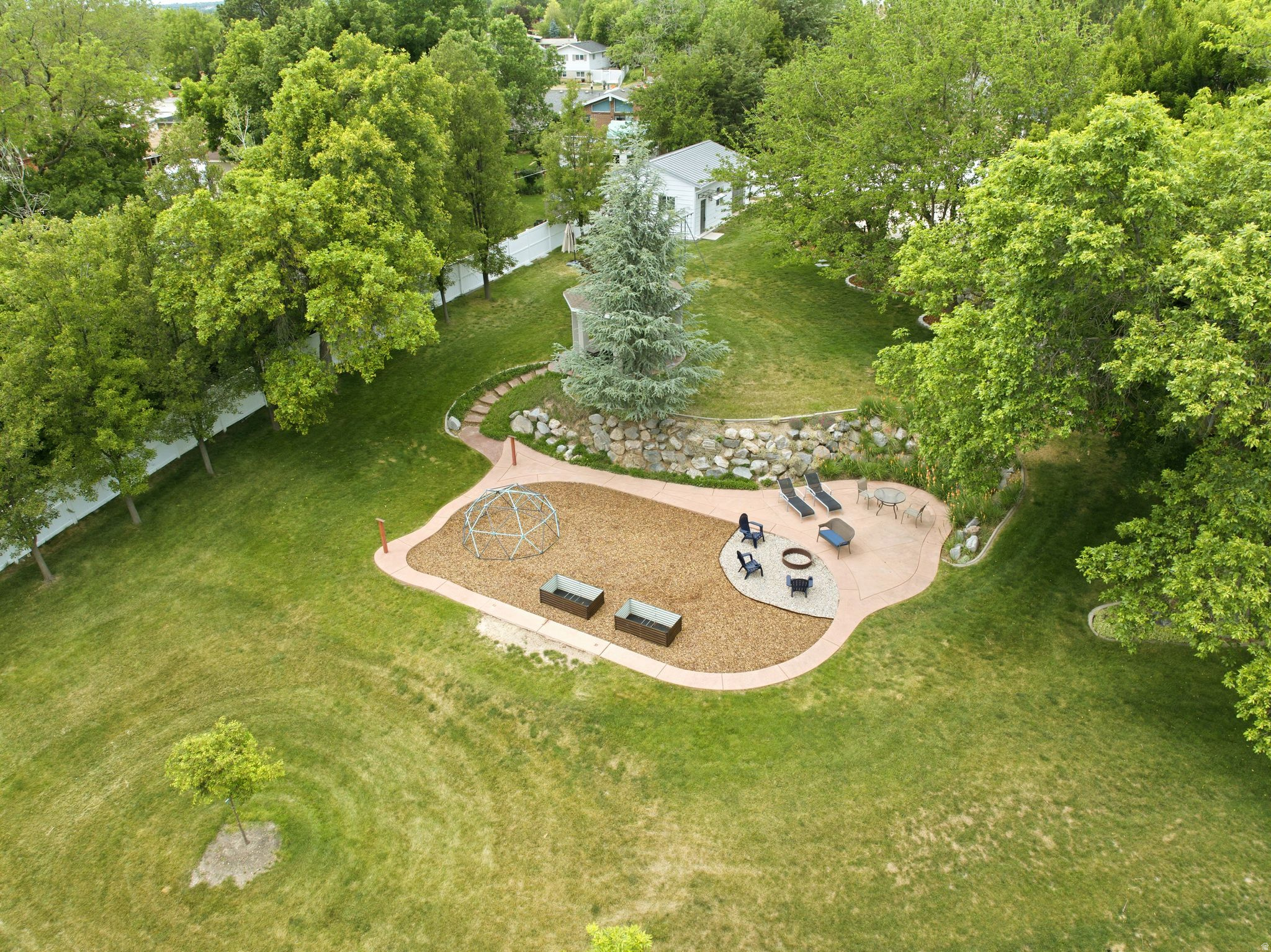 CALS COUNTRY MEADOW ESTATES - Residential