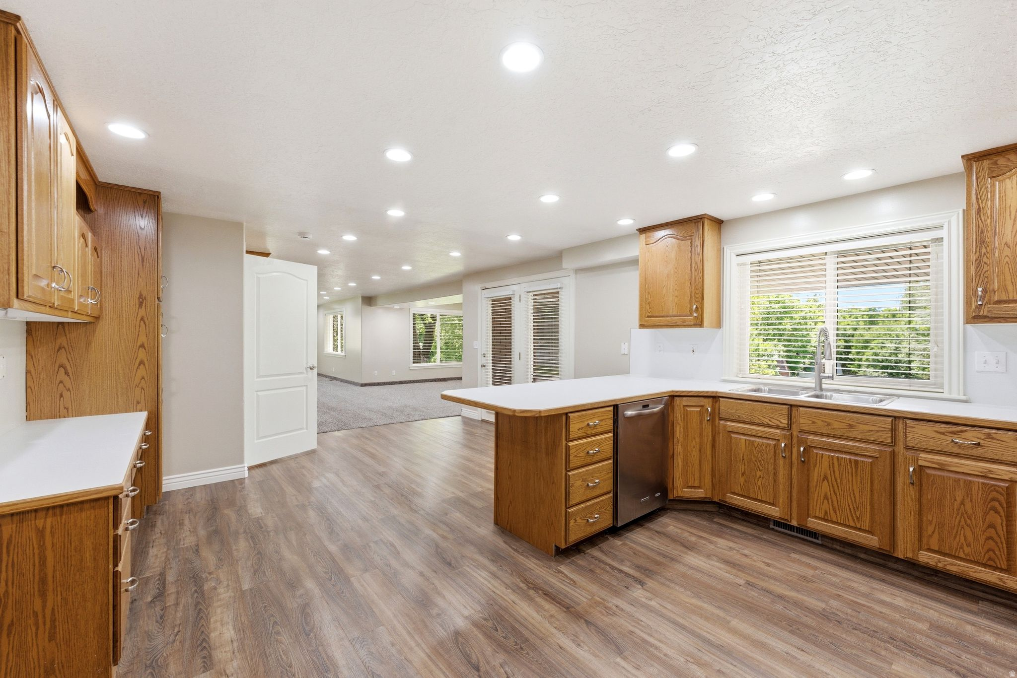 CALS COUNTRY MEADOW ESTATES - Residential