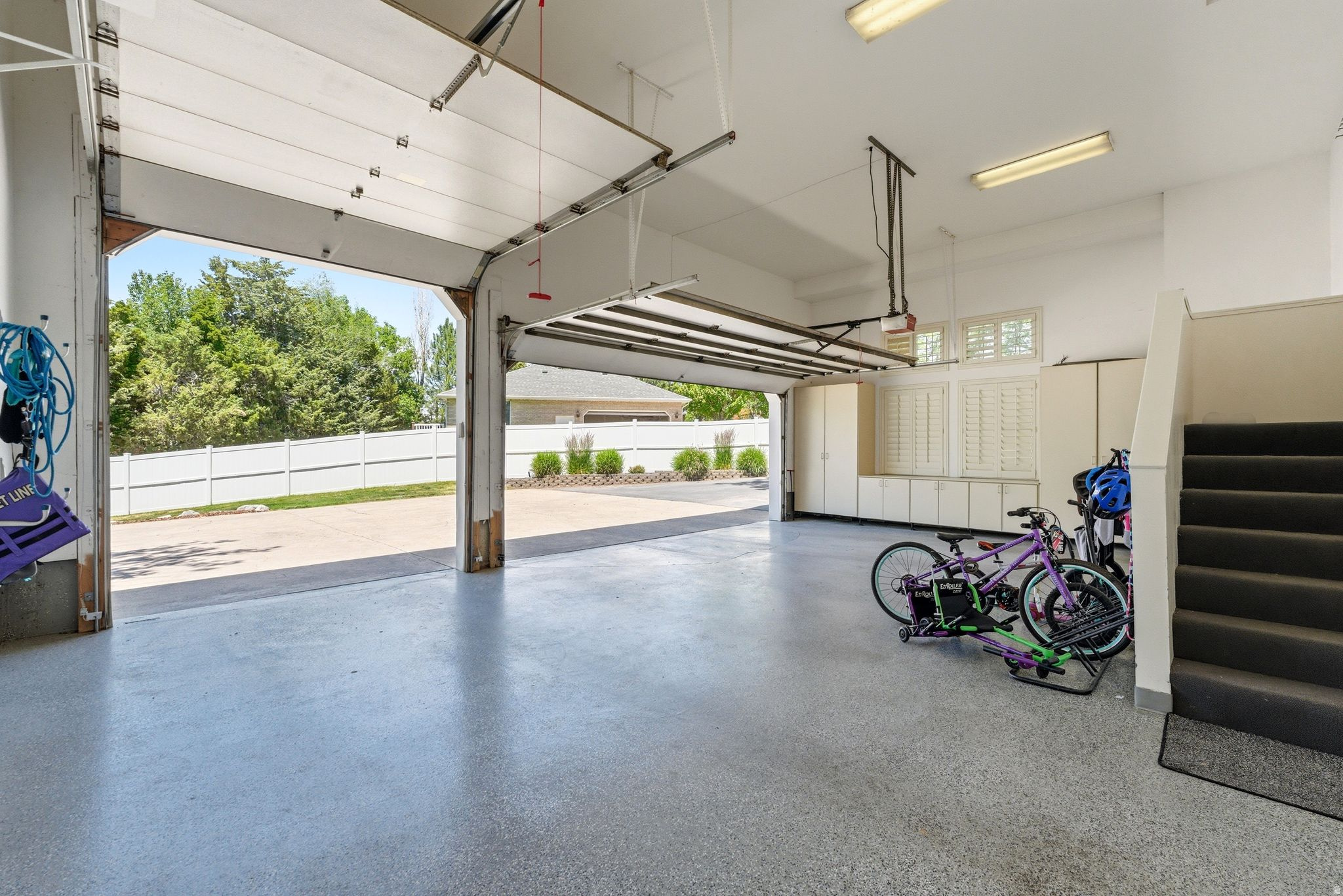 CALS COUNTRY MEADOW ESTATES - Residential