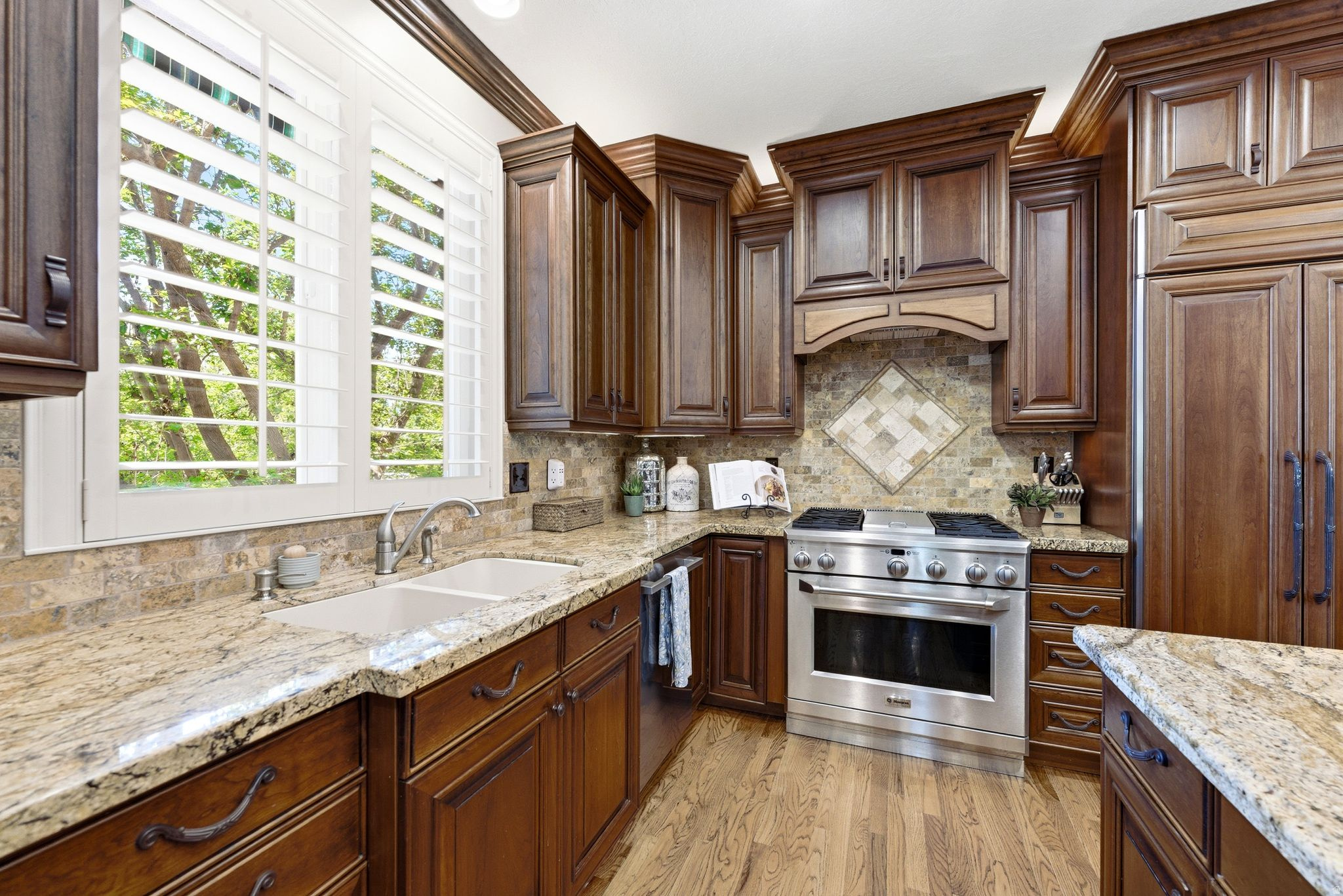 CALS COUNTRY MEADOW ESTATES - Residential