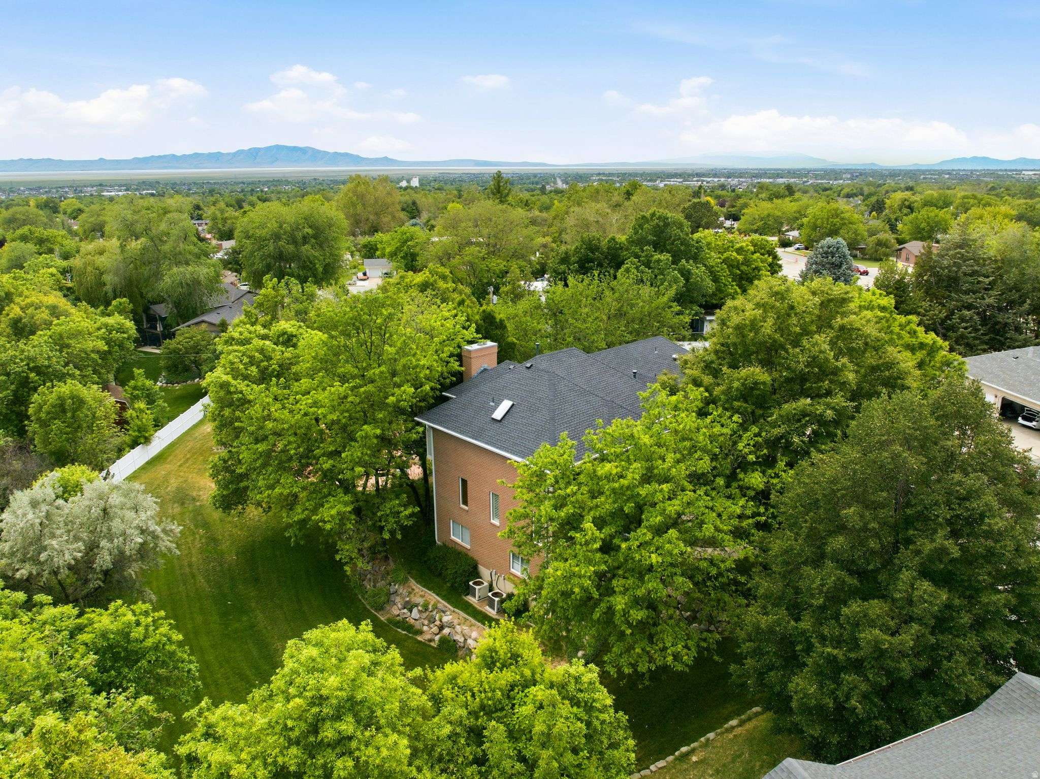 CALS COUNTRY MEADOW ESTATES - Residential