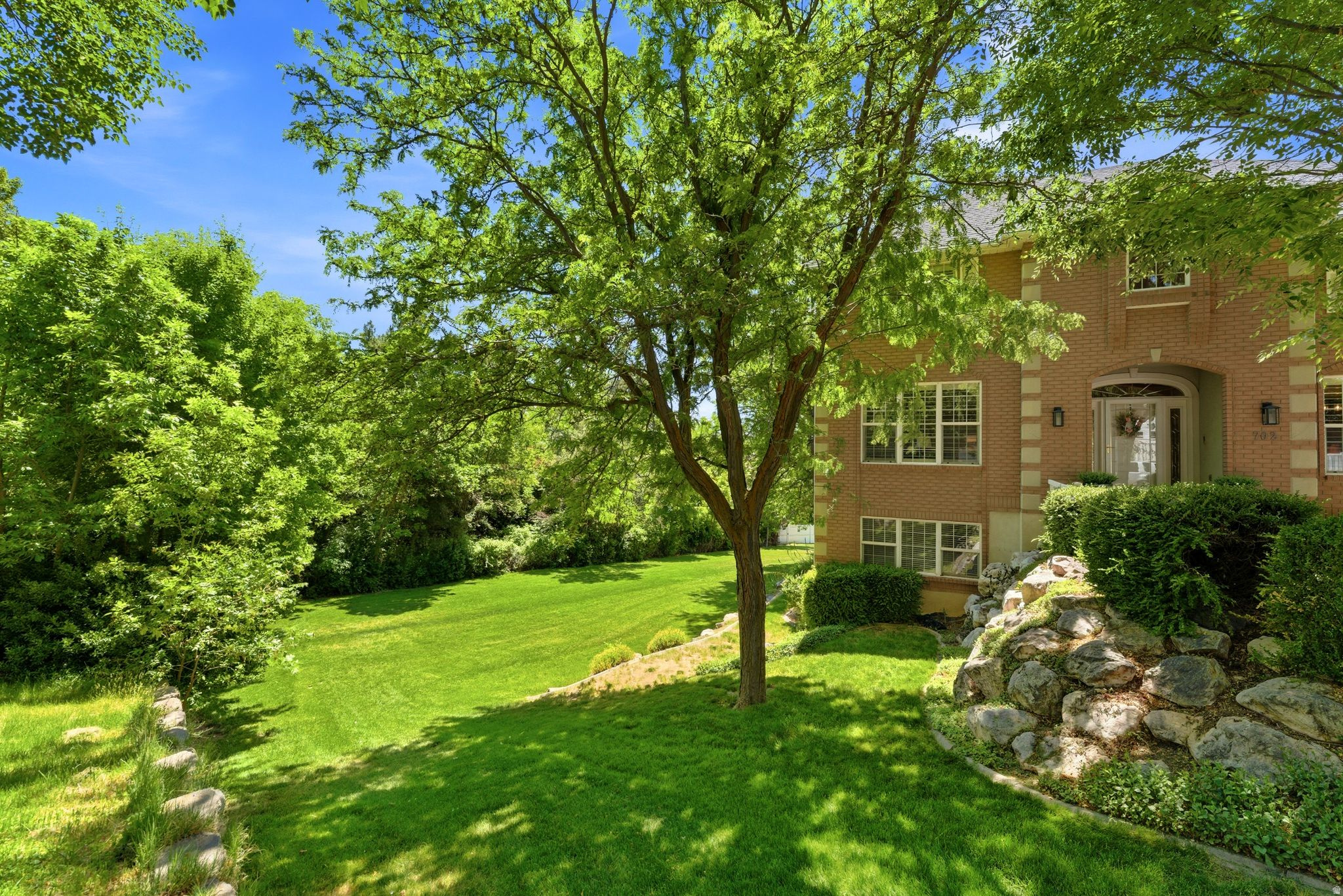 CALS COUNTRY MEADOW ESTATES - Residential