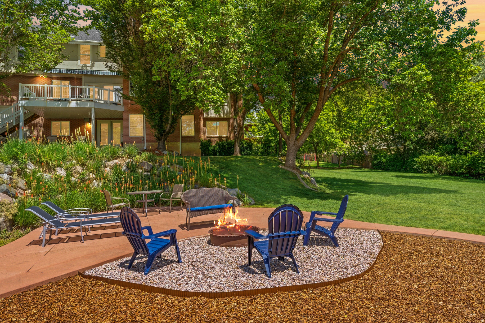 CALS COUNTRY MEADOW ESTATES - Residential