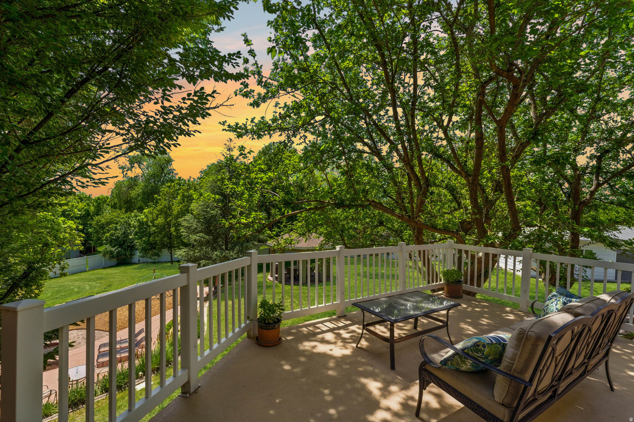 CALS COUNTRY MEADOW ESTATES - Residential