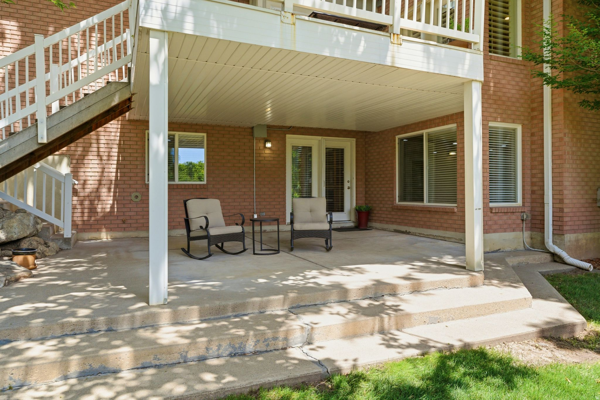 CALS COUNTRY MEADOW ESTATES - Residential